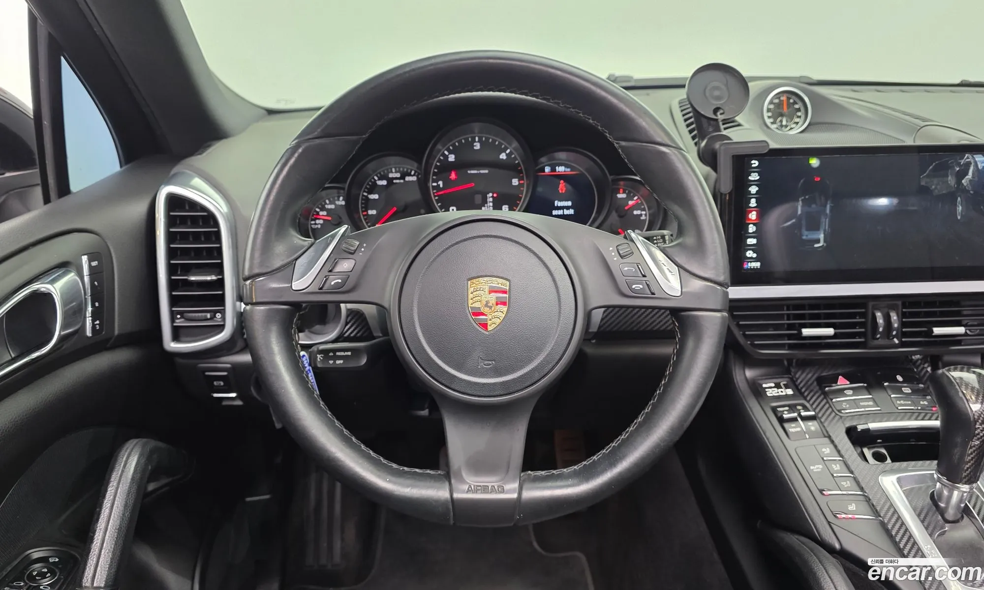 Porsche Cayenne 2013 — 16