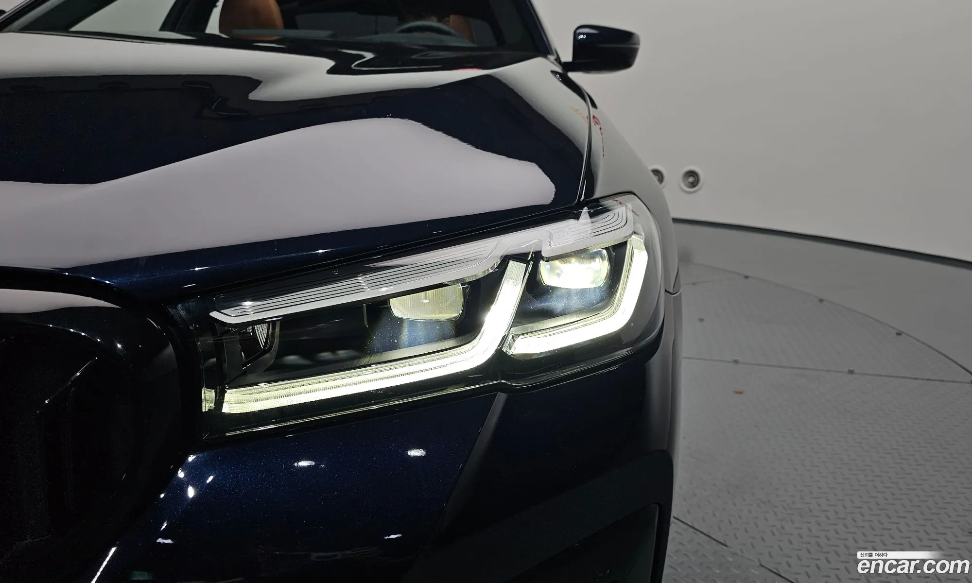 BMW 5 Series 2021 — 8