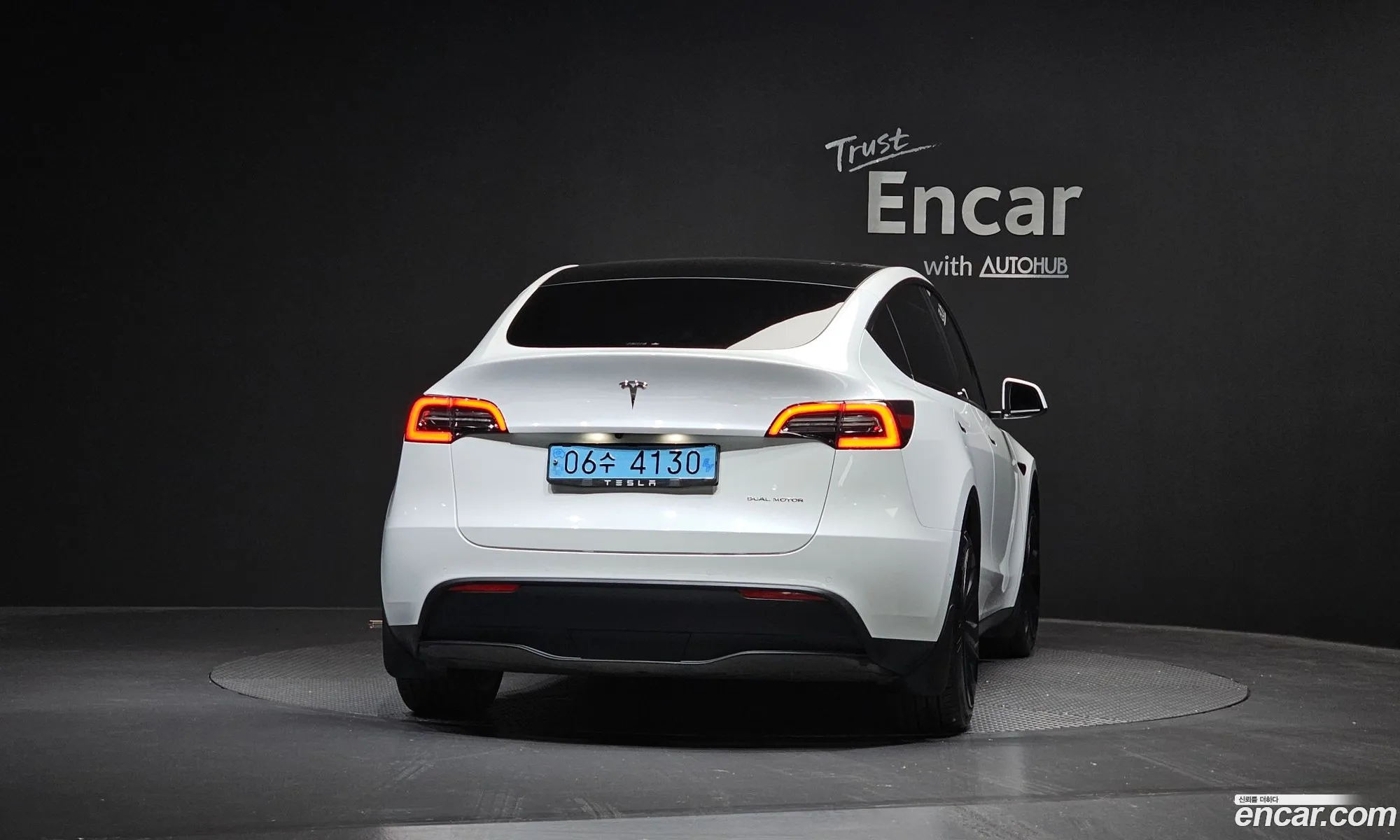 Tesla Model Y 2021 — 5
