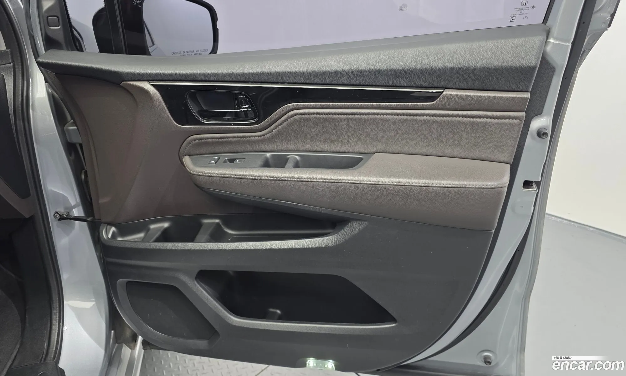 Honda Odyssey 2018 5KBRL6880JB600223 — 7