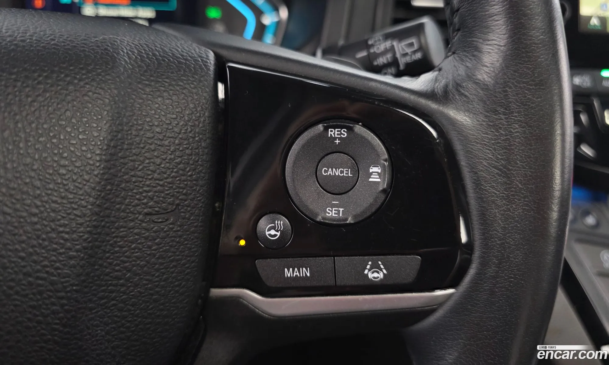 Honda Odyssey 2018 5KBRL6880JB600223 — 22