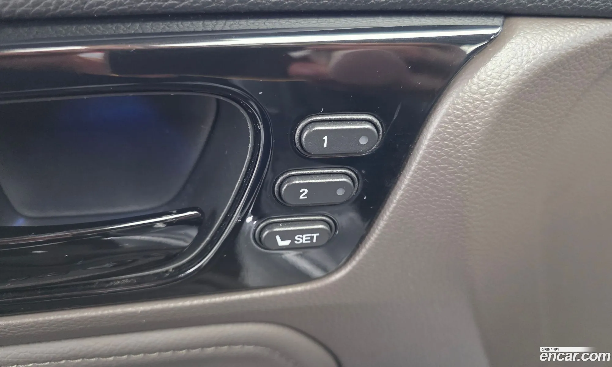Honda Odyssey 2018 5KBRL6880JB600223 — 13