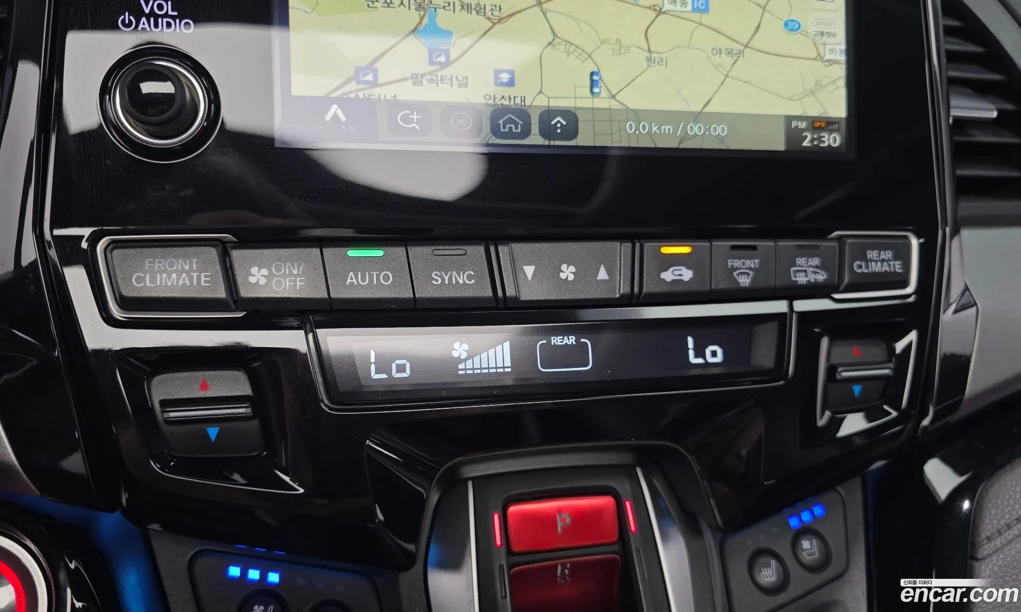 Honda Odyssey 2018 5KBRL6880JB600223 — 36