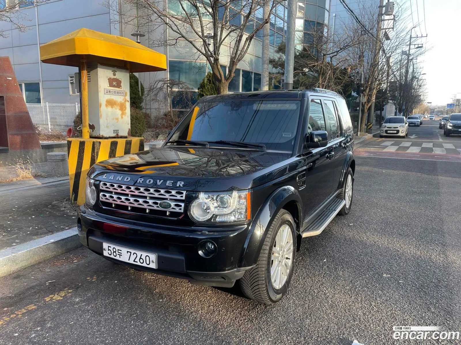 Land Rover Discovery 4 2012 — 17