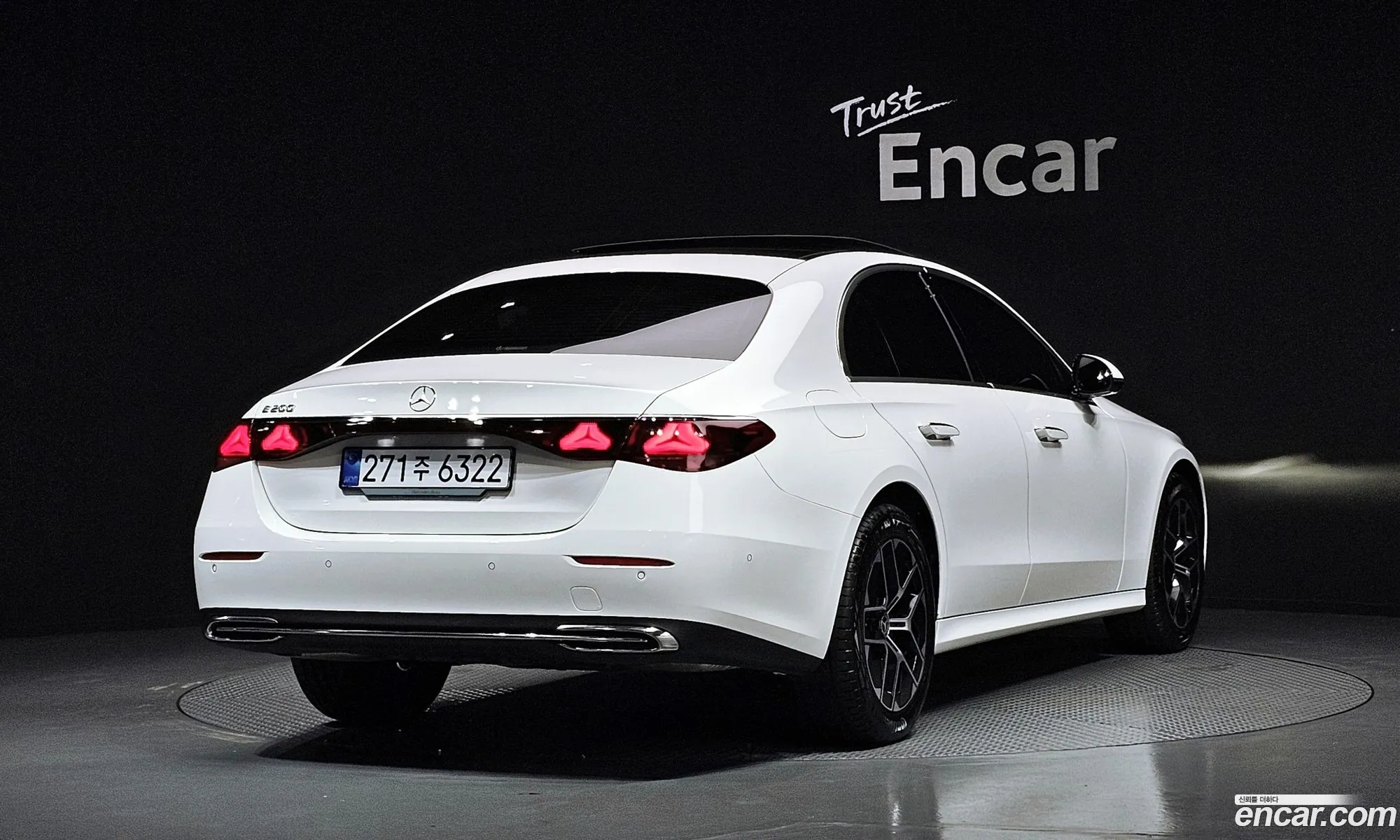 Mercedes-Benz E-Class W214 2025 — 9