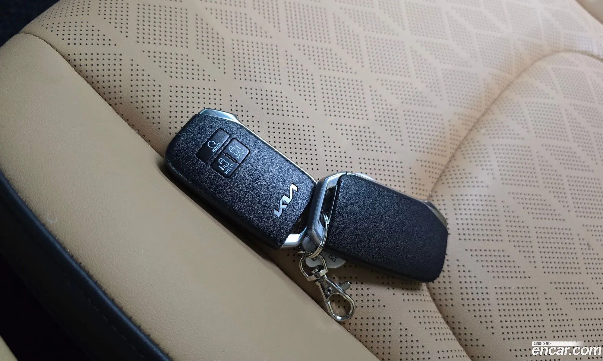Kia Carnival 2022 — 23