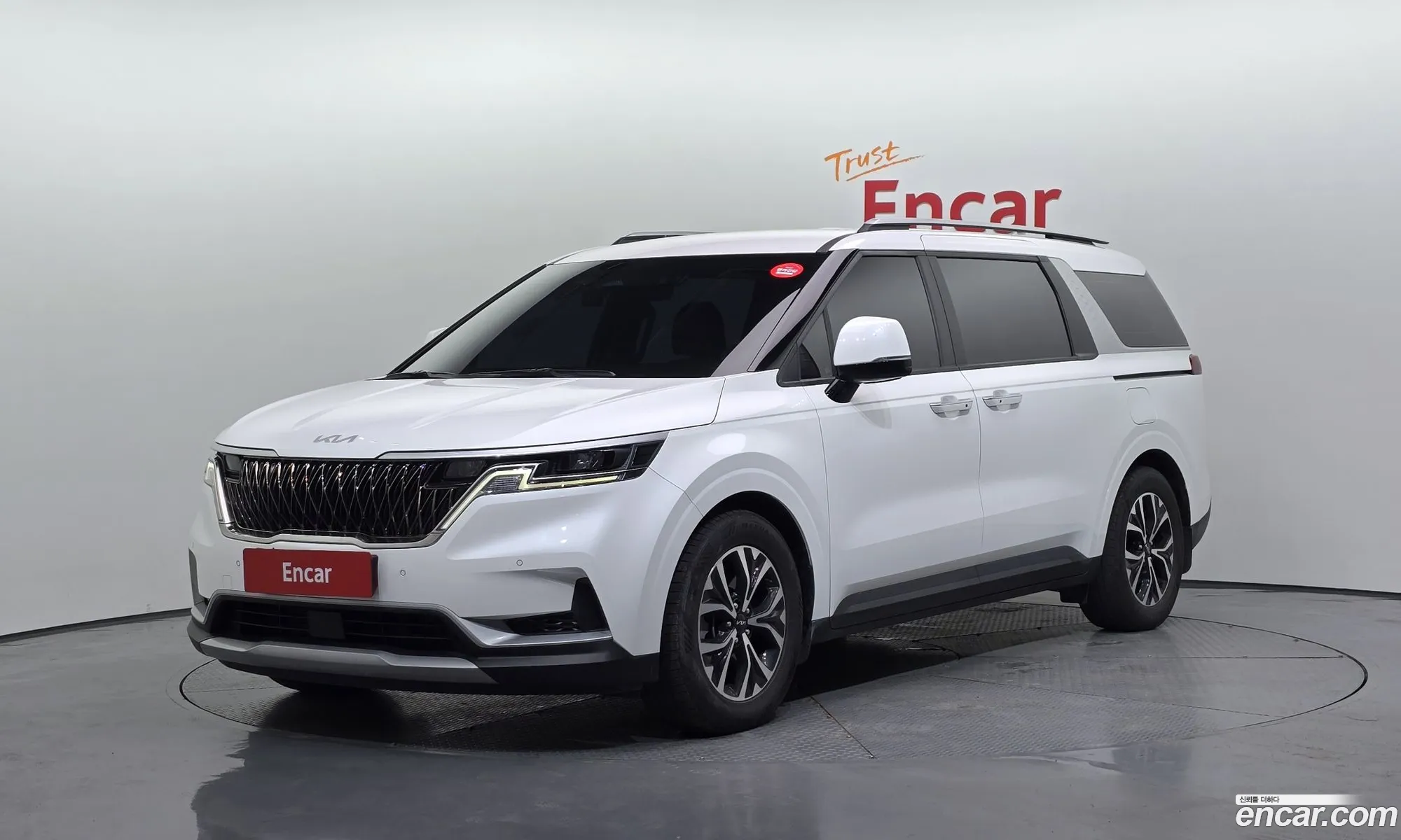 Kia Carnival 2022 — 10