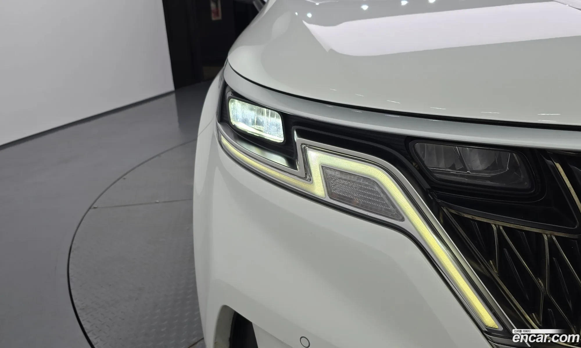 Kia Carnival 2022 — 24