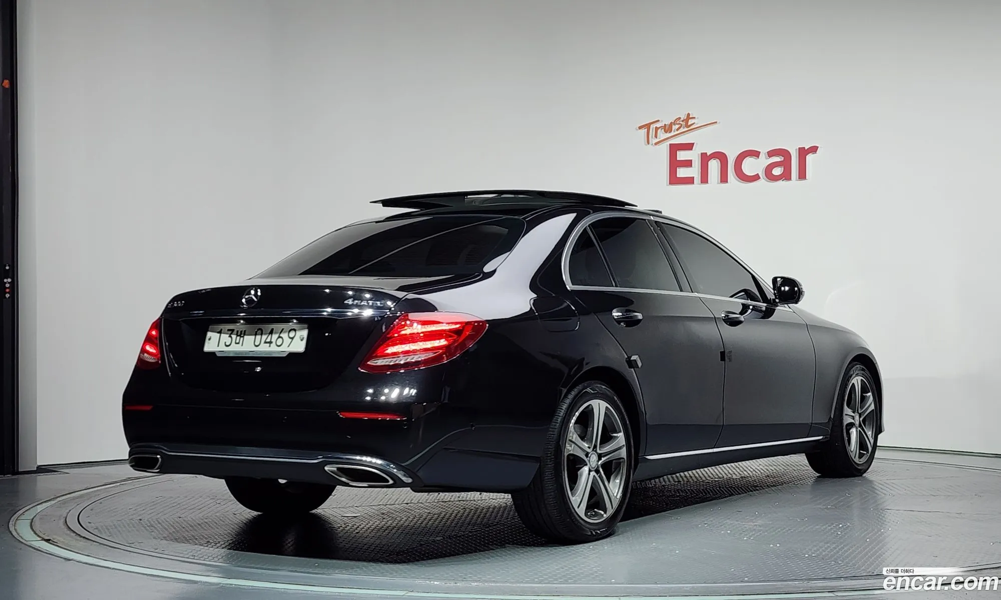 Mercedes-Benz E-Class W213 2016 WDDZF4JB8HA071200 — 5