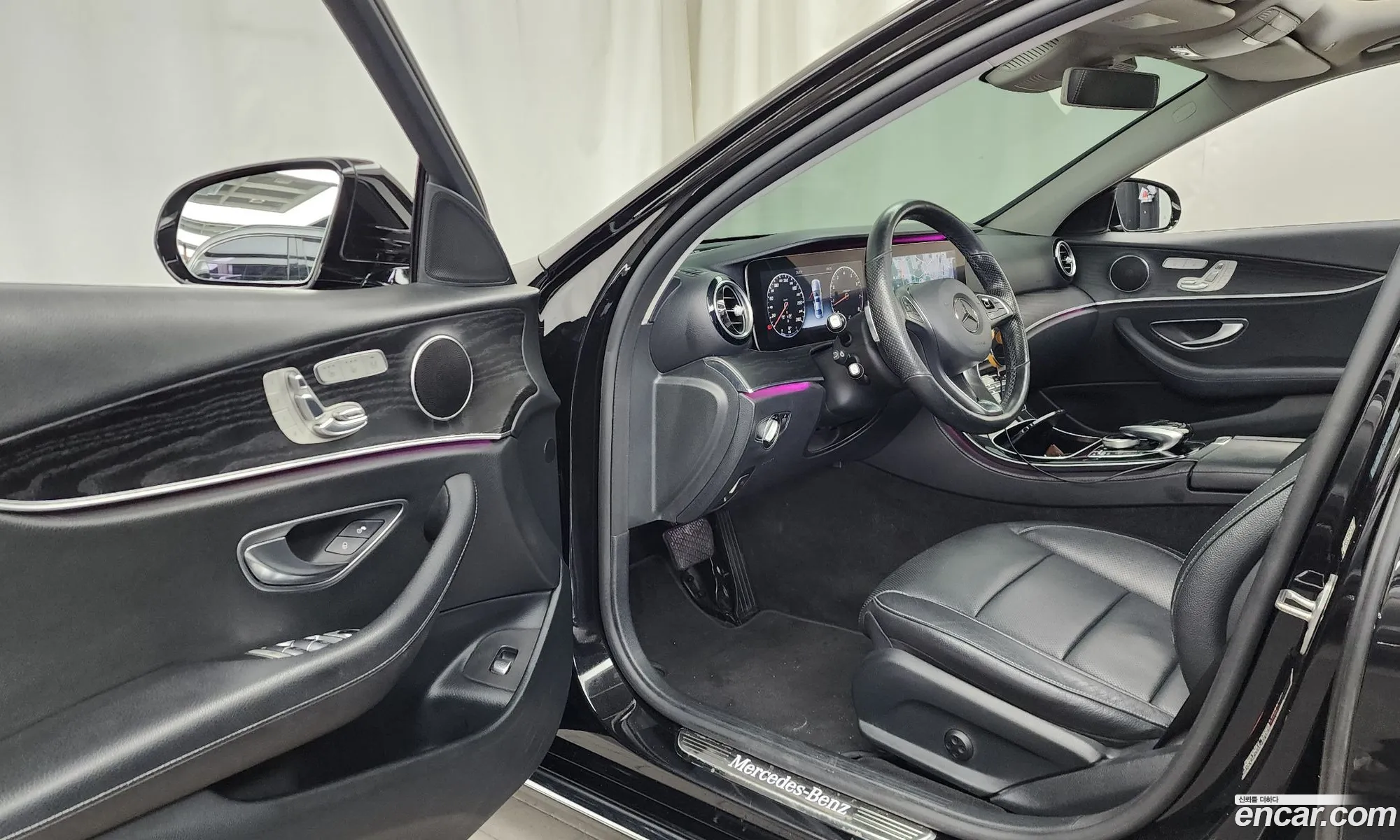 Mercedes-Benz E-Class W213 2016 WDDZF4JB8HA071200 — 19