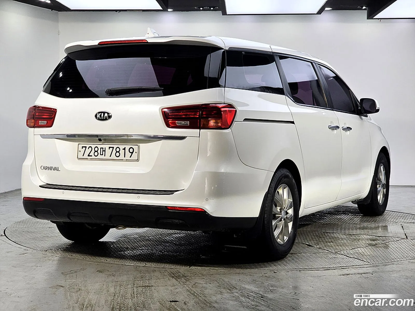 Kia Carnival 2020 — 2