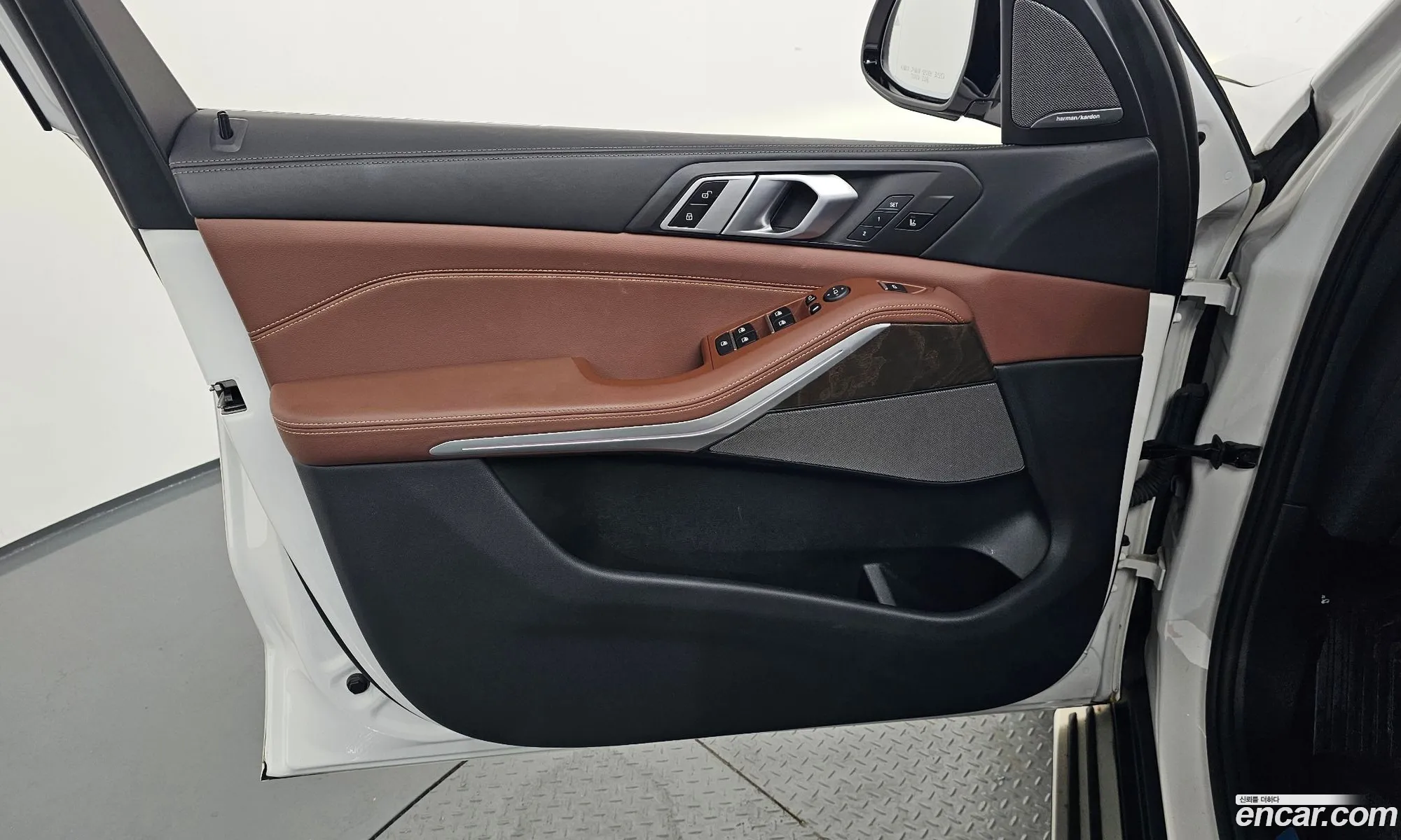 BMW X5 2021 WBACR6103M9H27770 — 17