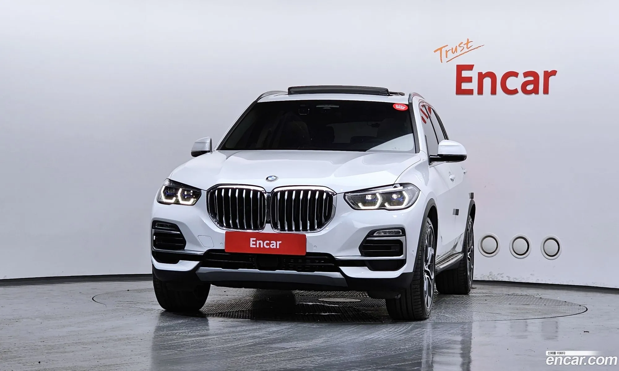BMW X5 2021 WBACR6103M9H27770 — 5