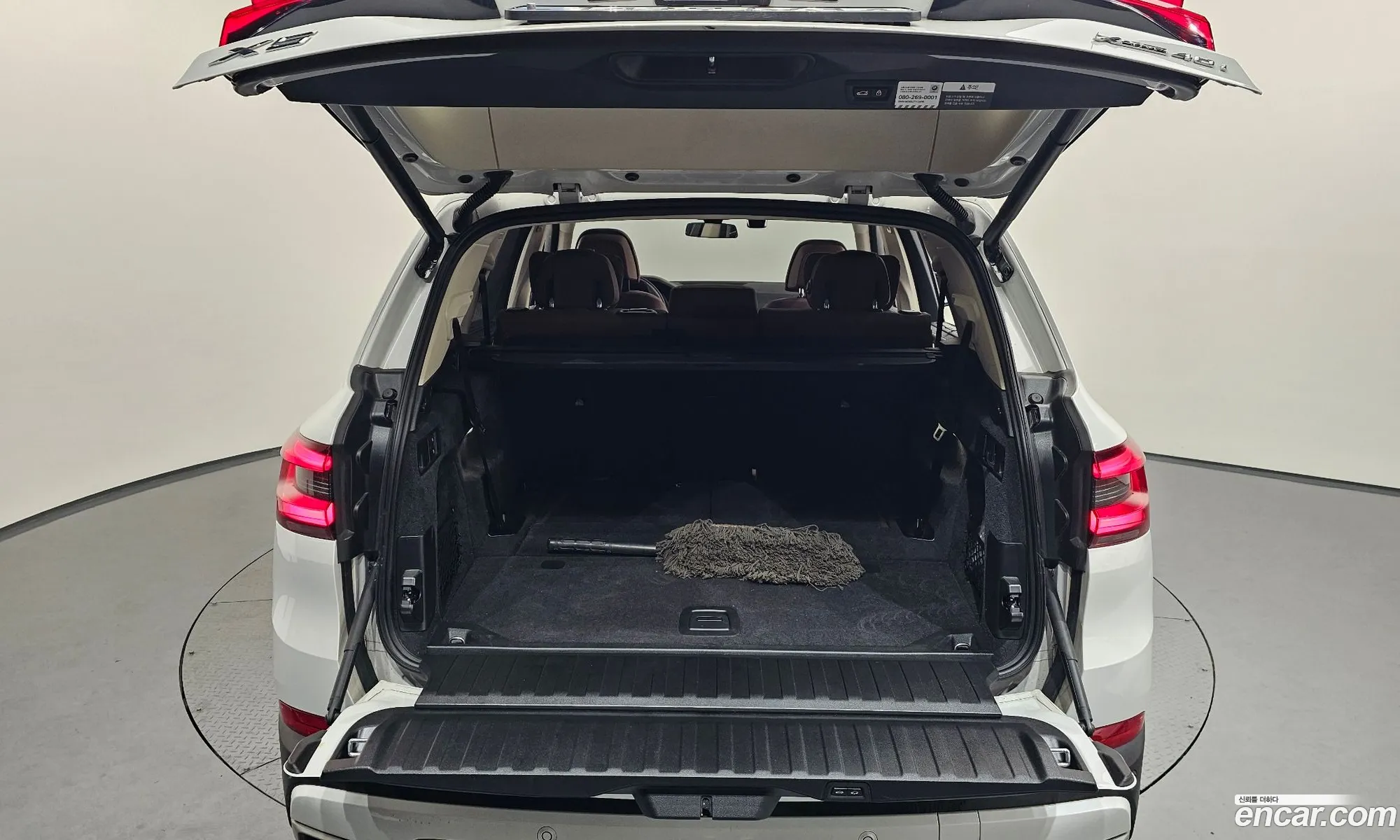 BMW X5 2021 WBACR6103M9H27770 — 31