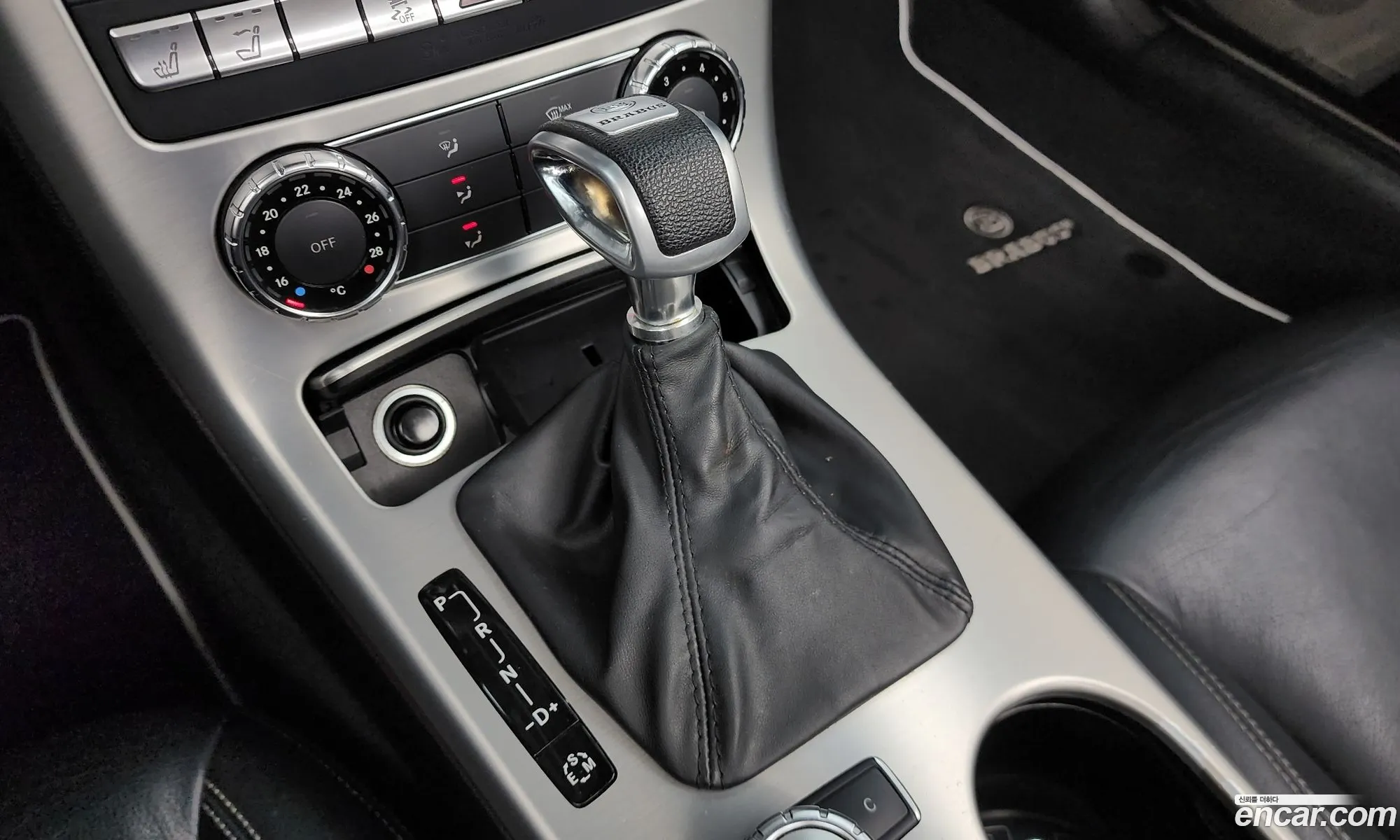 Mercedes-Benz SLK-Class 2012 WDDPK4JA7CF033740 — 9