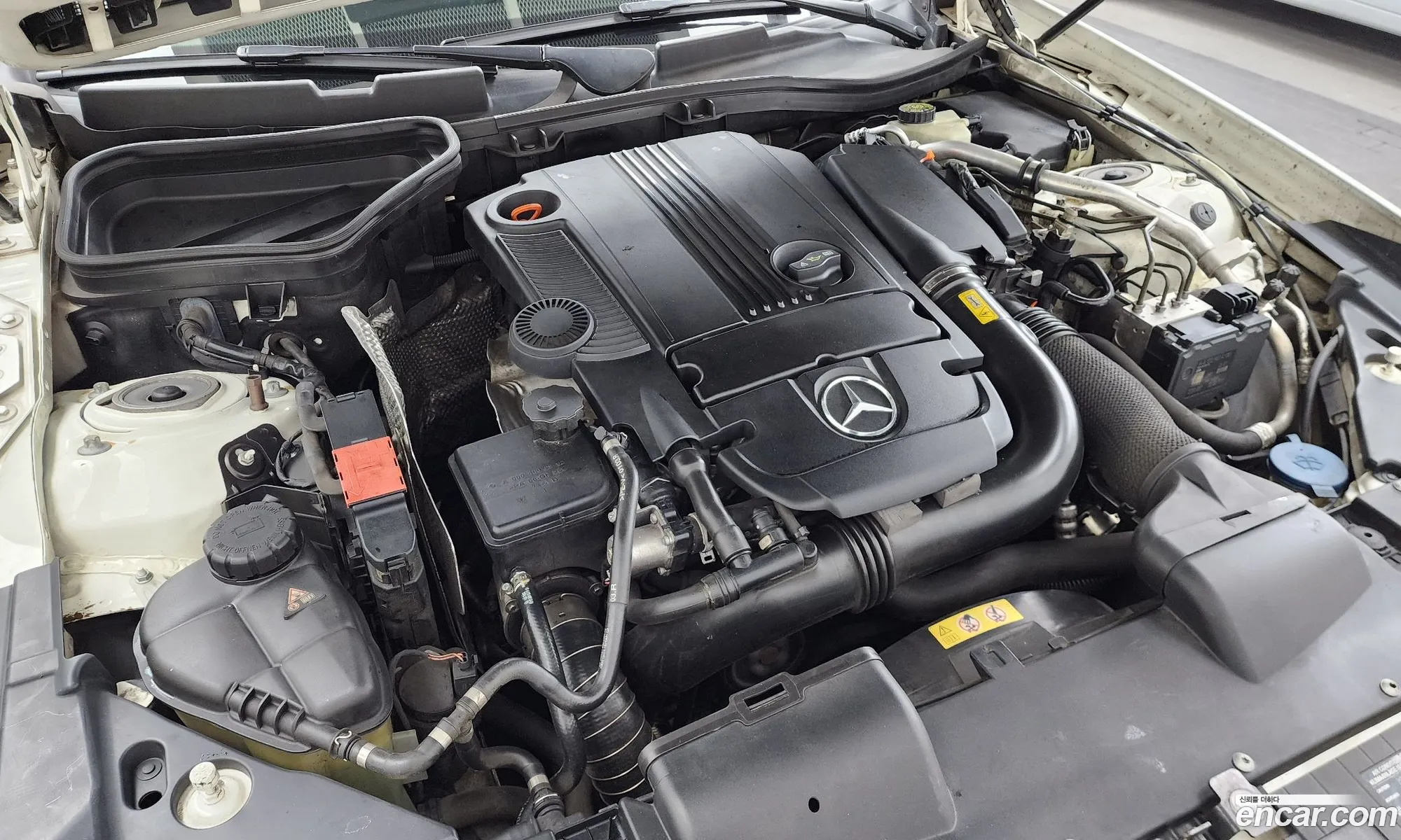 Mercedes-Benz SLK-Class 2012 WDDPK4JA7CF033740 — 4