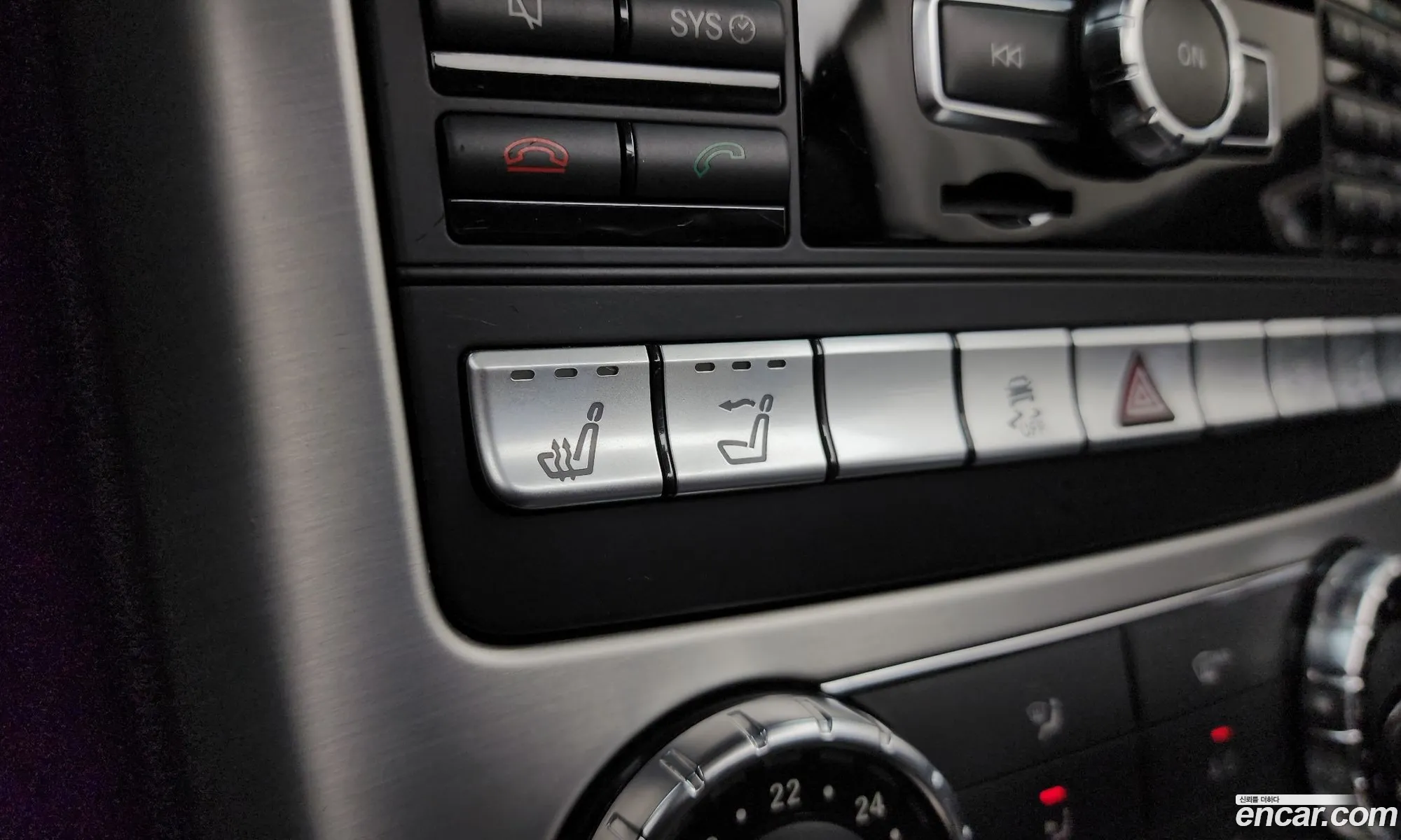 Mercedes-Benz SLK-Class 2012 WDDPK4JA7CF033740 — 16