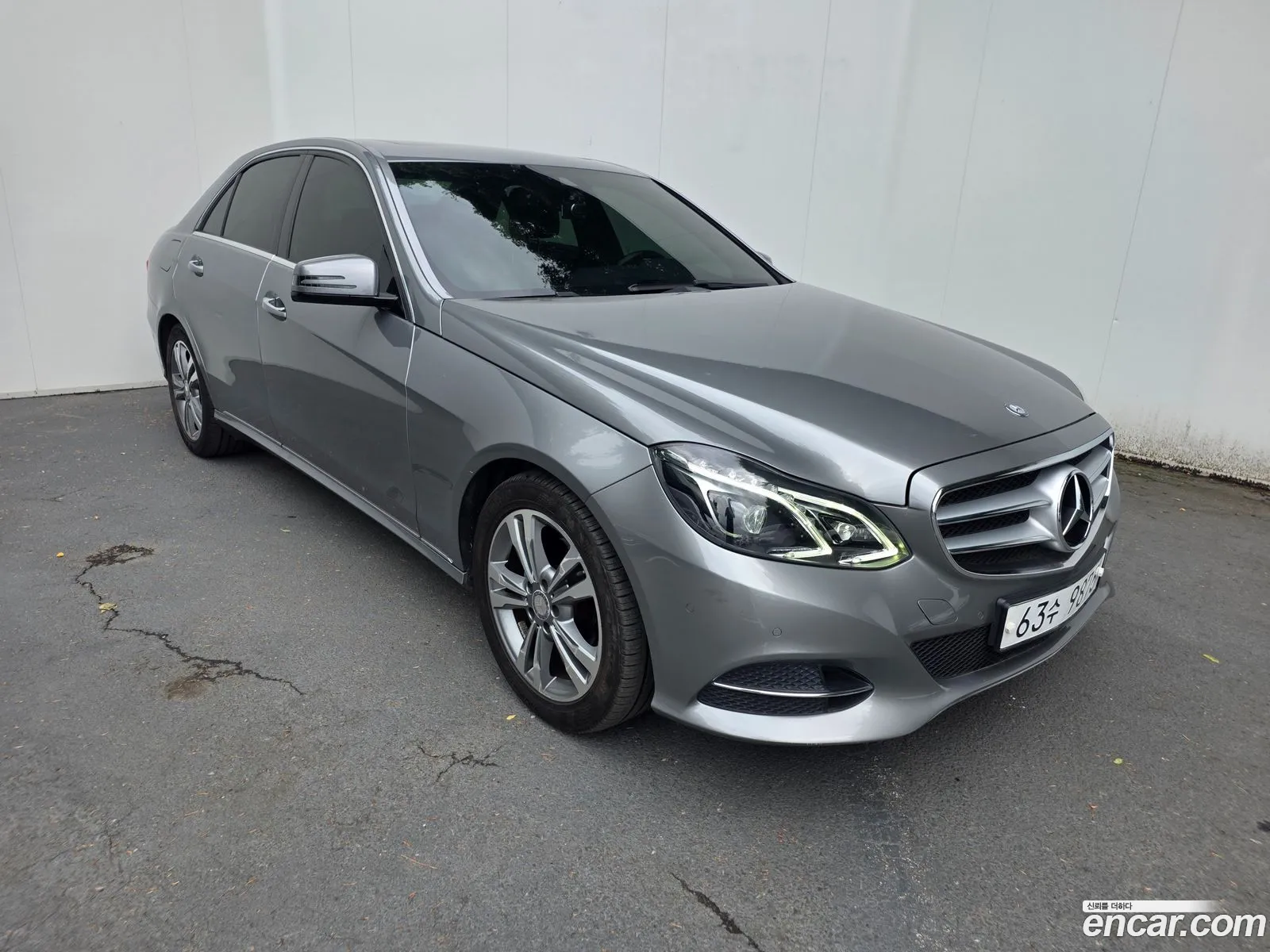 Mercedes-Benz E-Class W212 2014 — 19