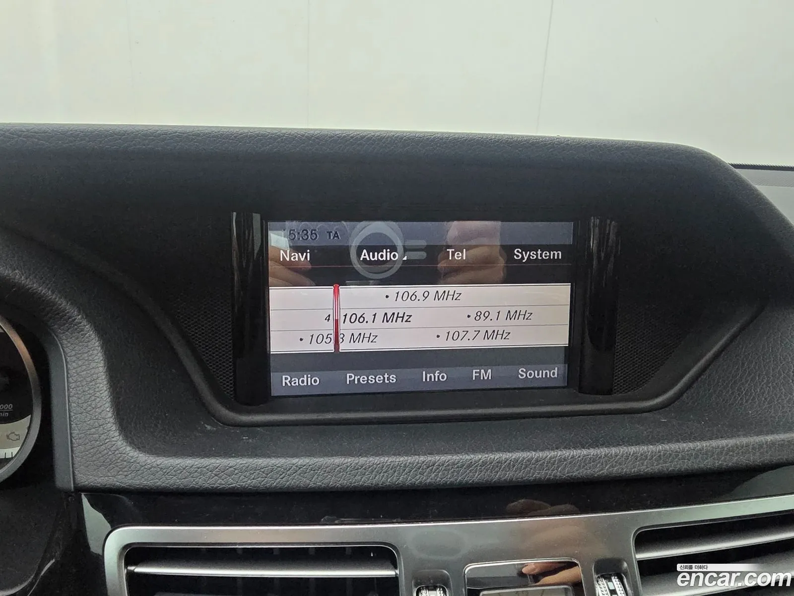 Mercedes-Benz E-Class W212 2014 — 15