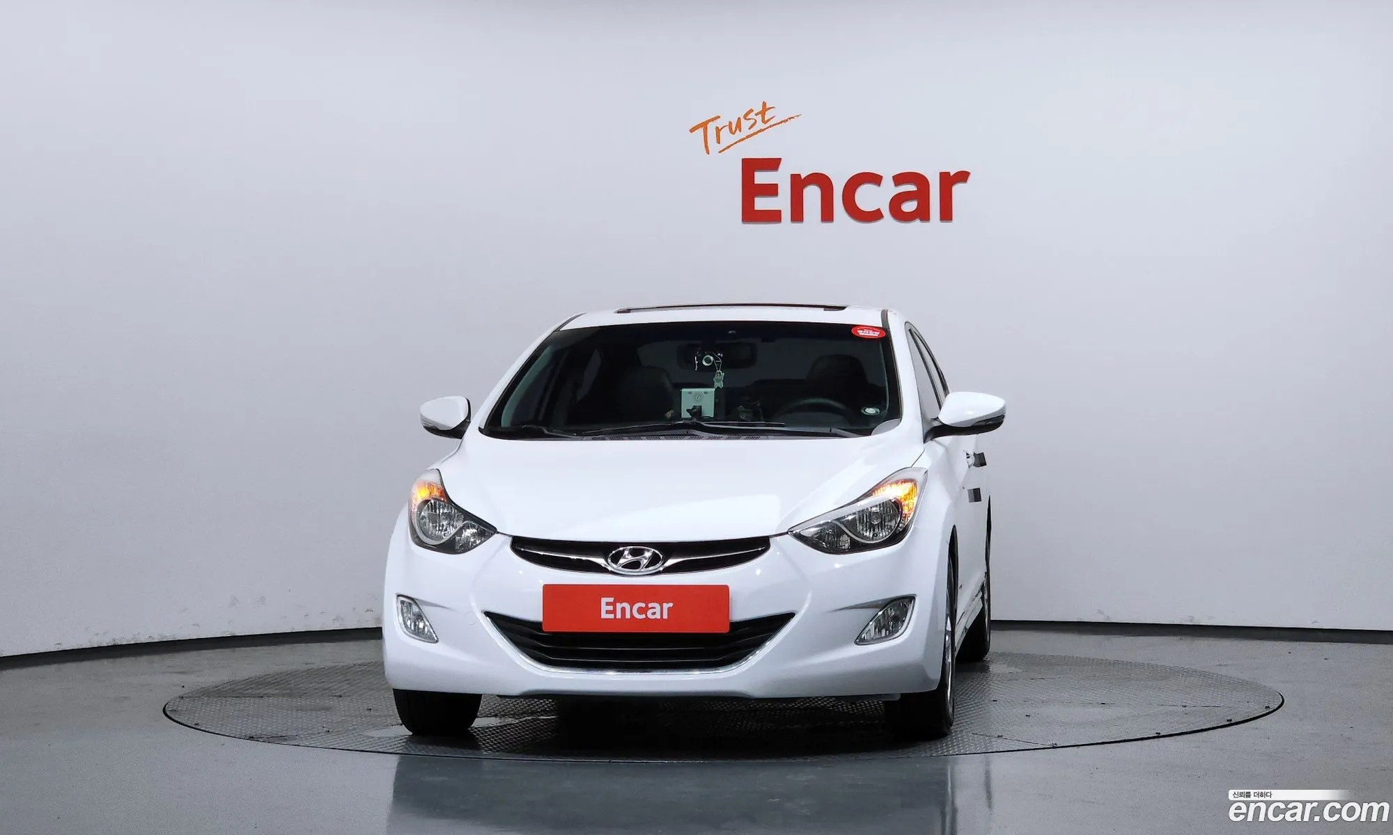 Hyundai Elantra MD 2012 — 32