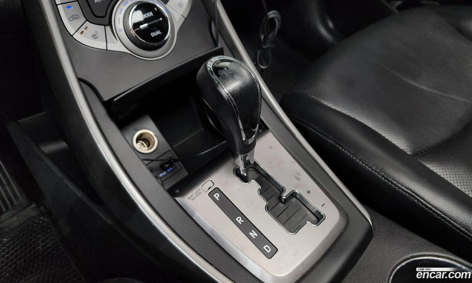 Hyundai Elantra MD 2012 — 15