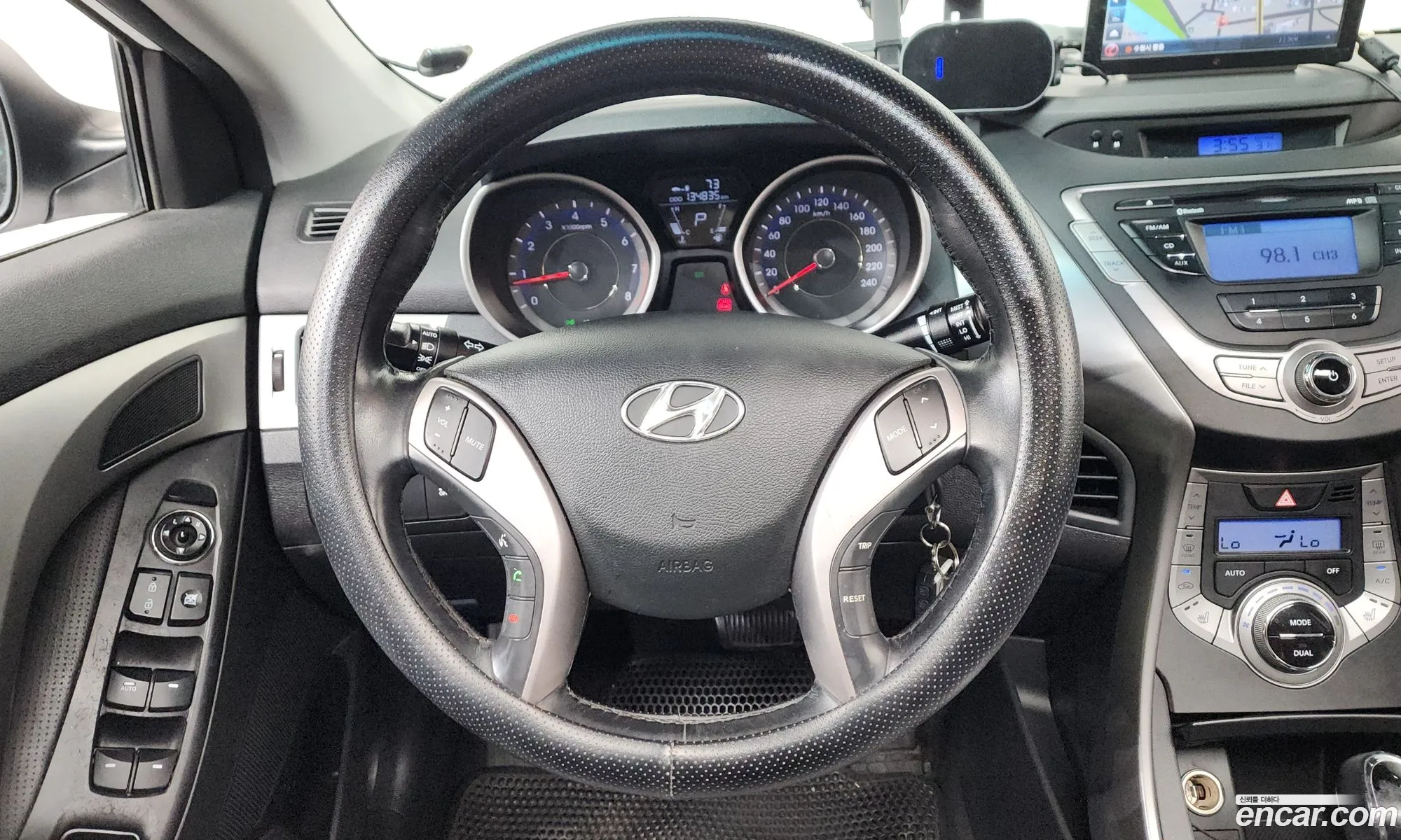 Hyundai Elantra MD 2012 — 16