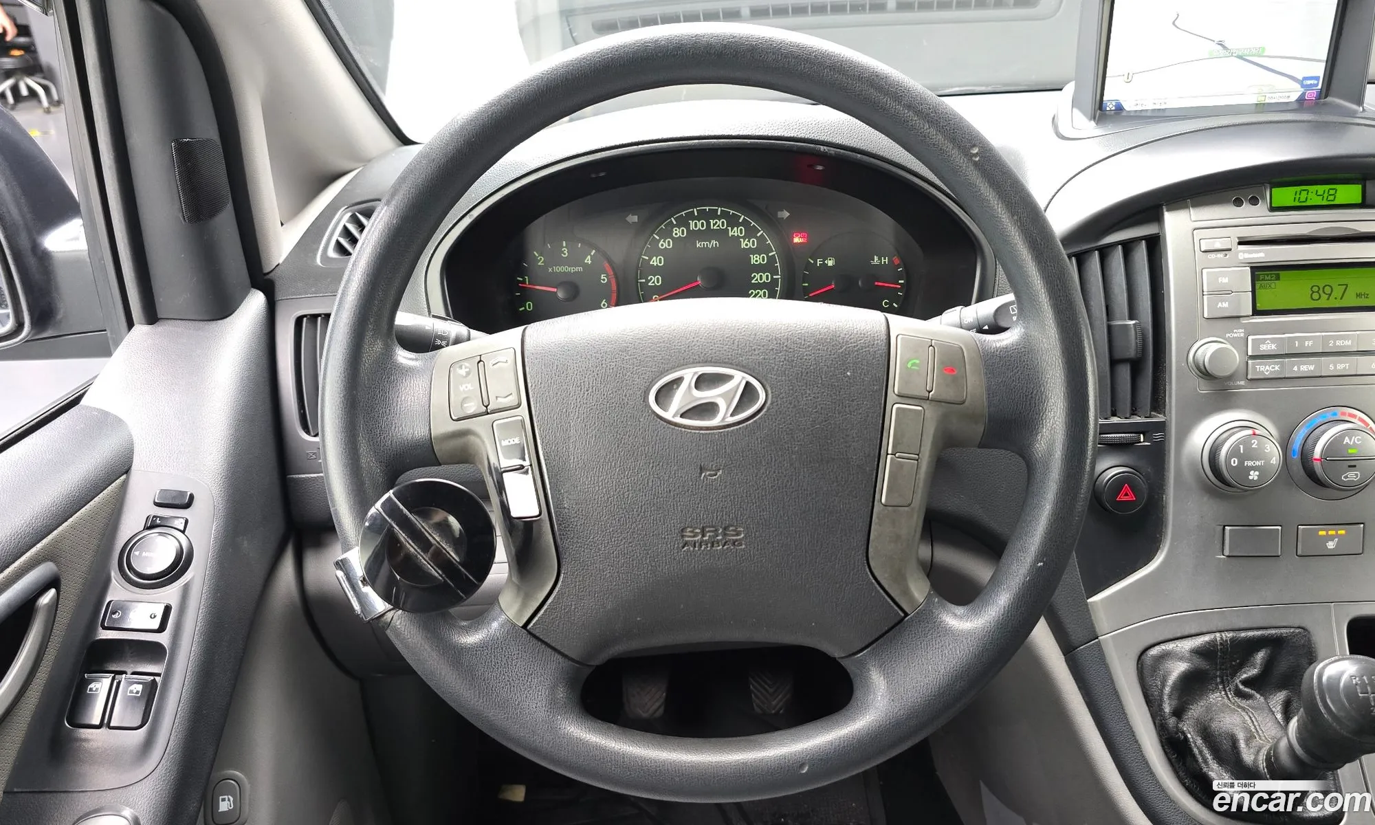 Hyundai Grand Starex 2012 — 18