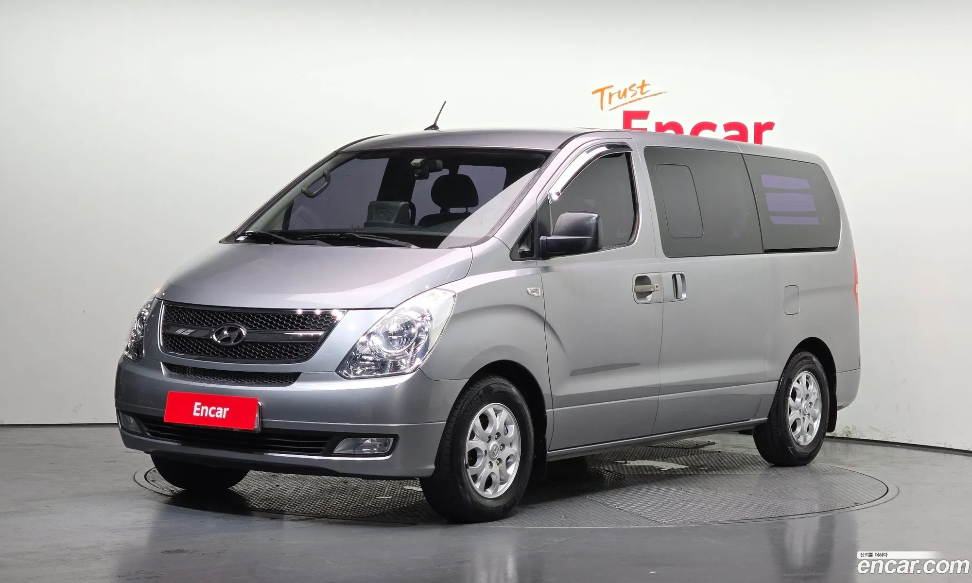 Hyundai Grand Starex 2012 — 11