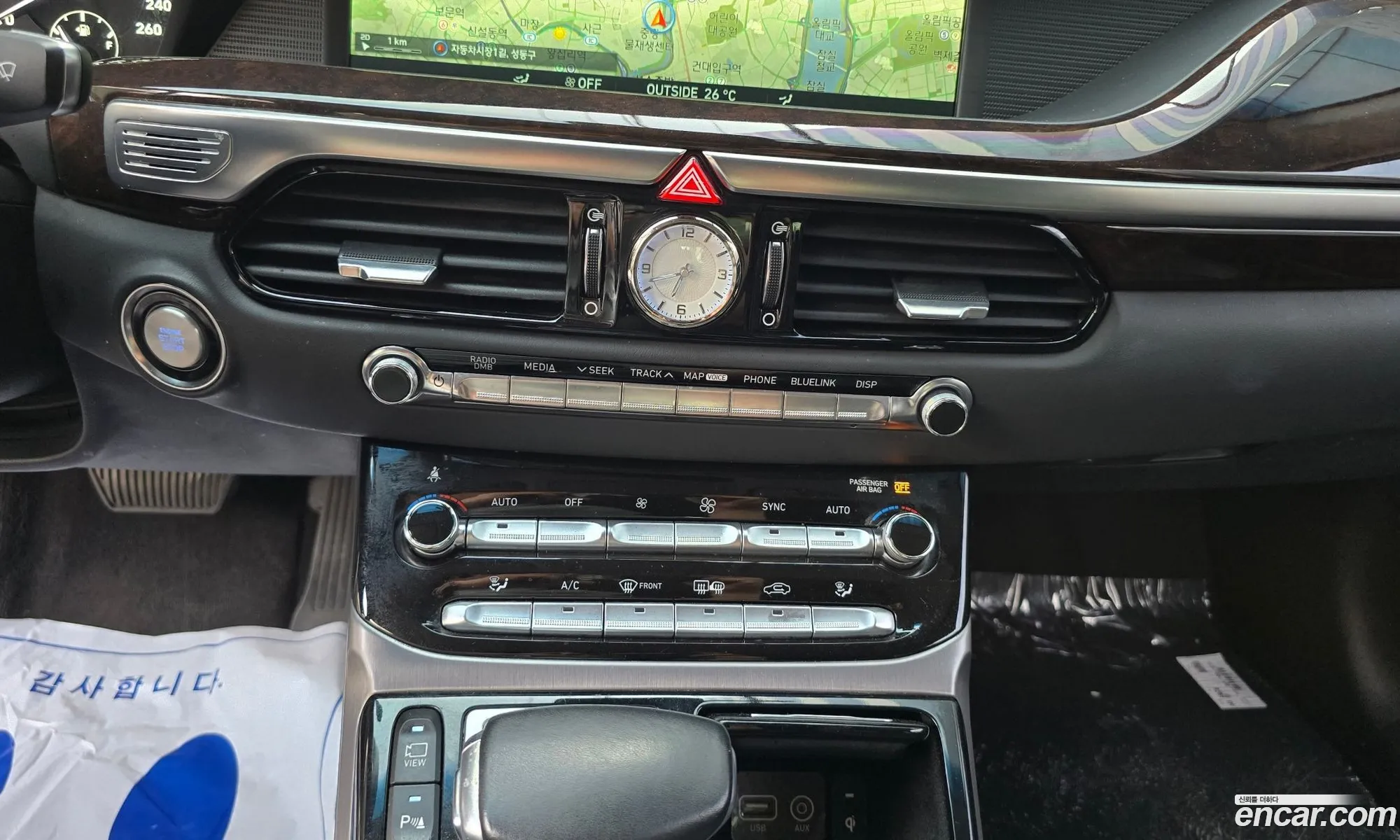 Genesis EQ900 2017 — 11