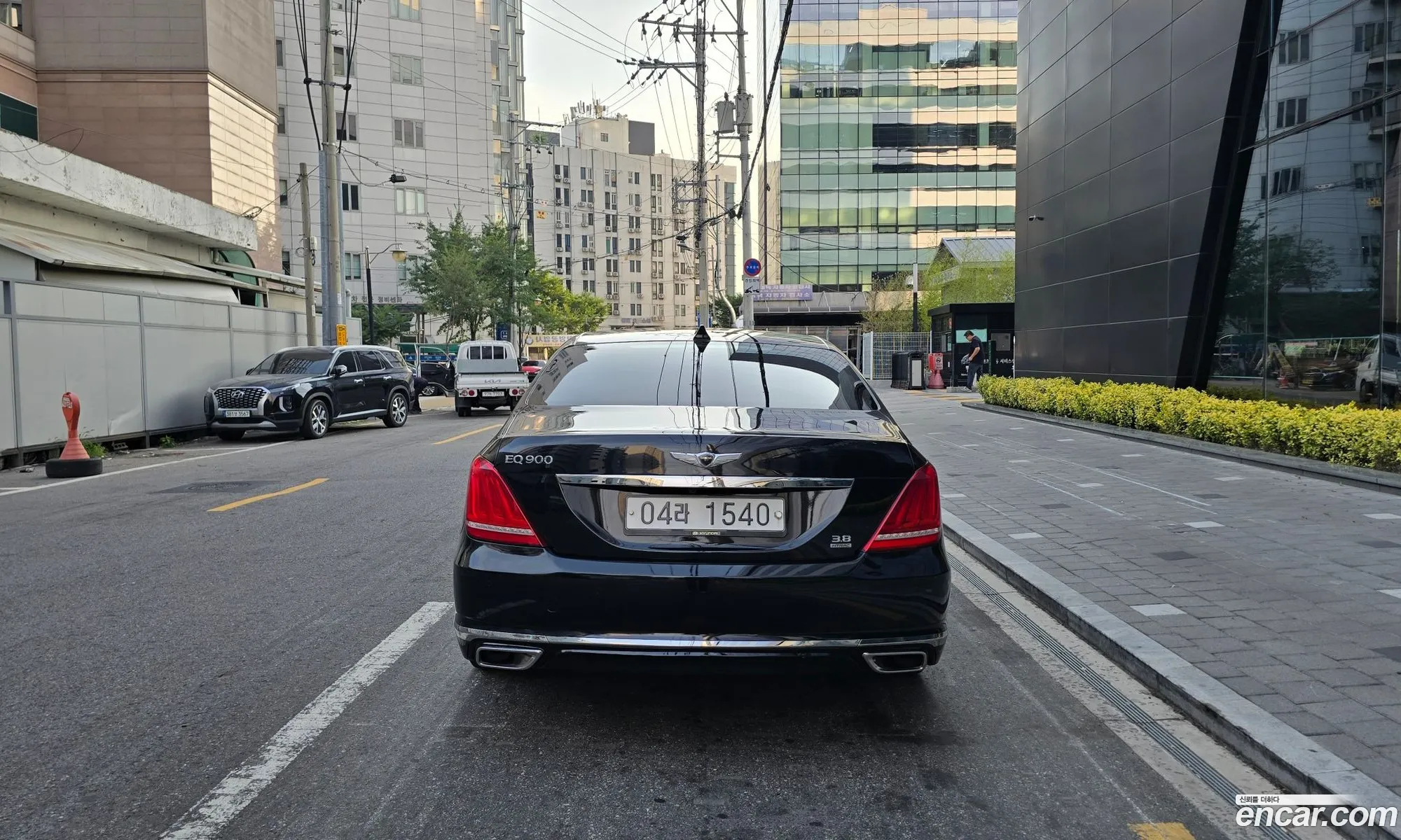 Genesis EQ900 2017 — 9