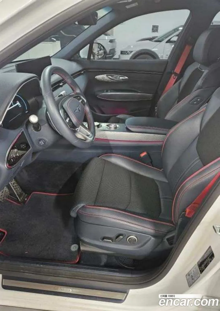 Genesis GV70 2023 — 12
