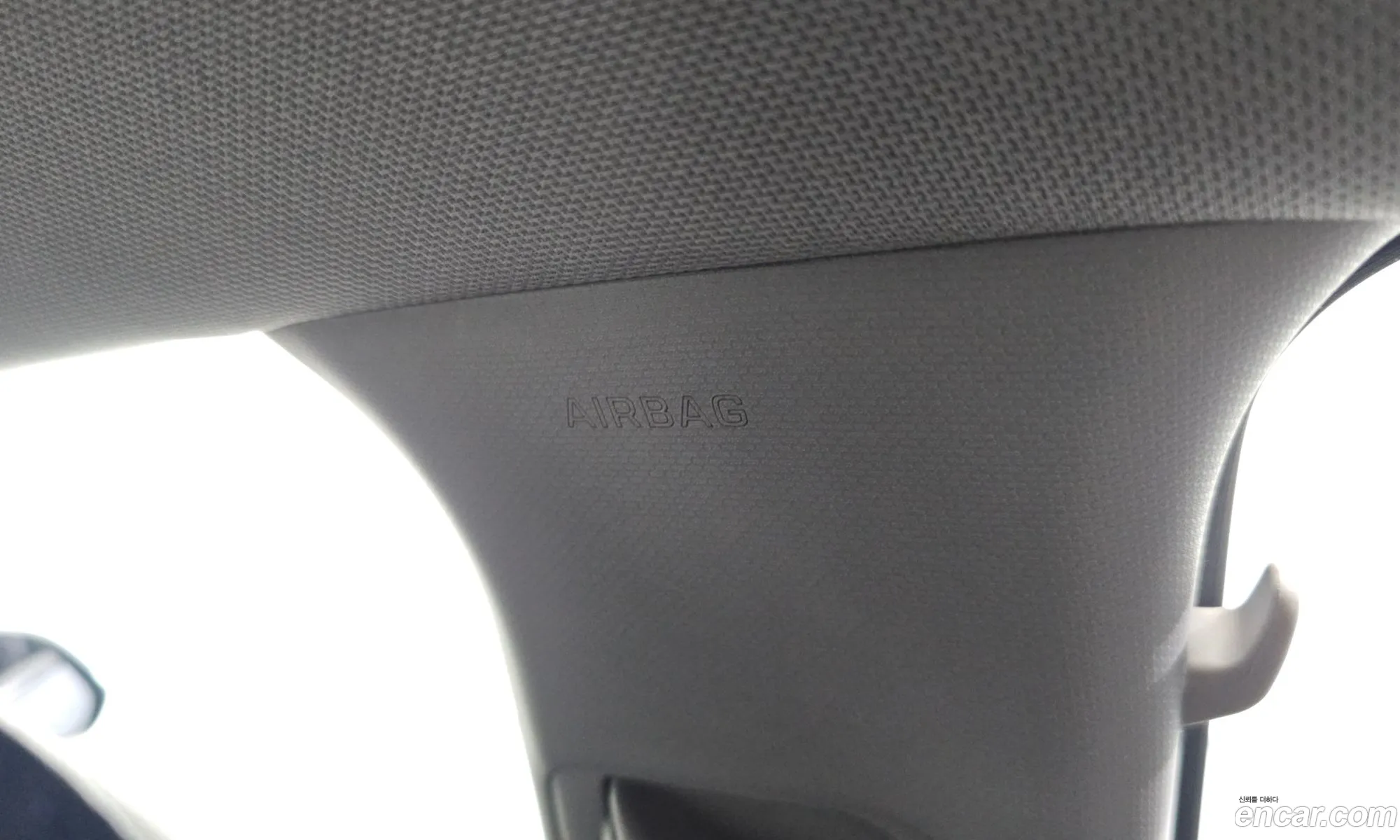 Hyundai LF Sonata 2015 — 18