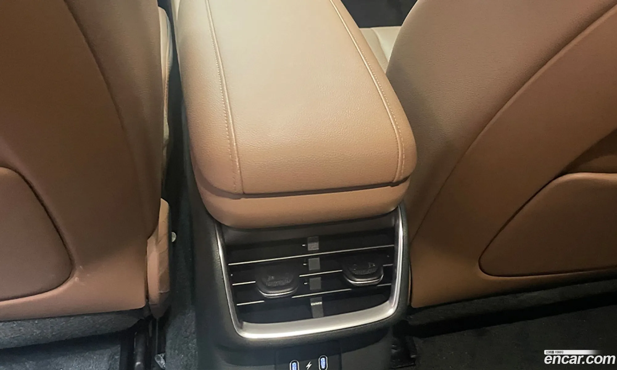 Hyundai Grandeur Hybrid 2025 — 15