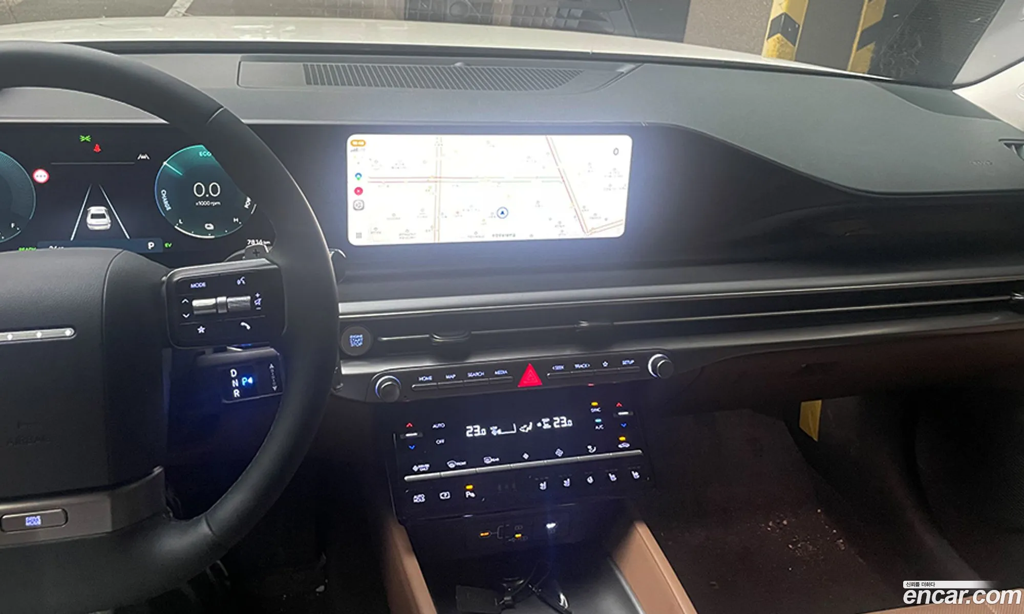 Hyundai Grandeur Hybrid 2025 — 10