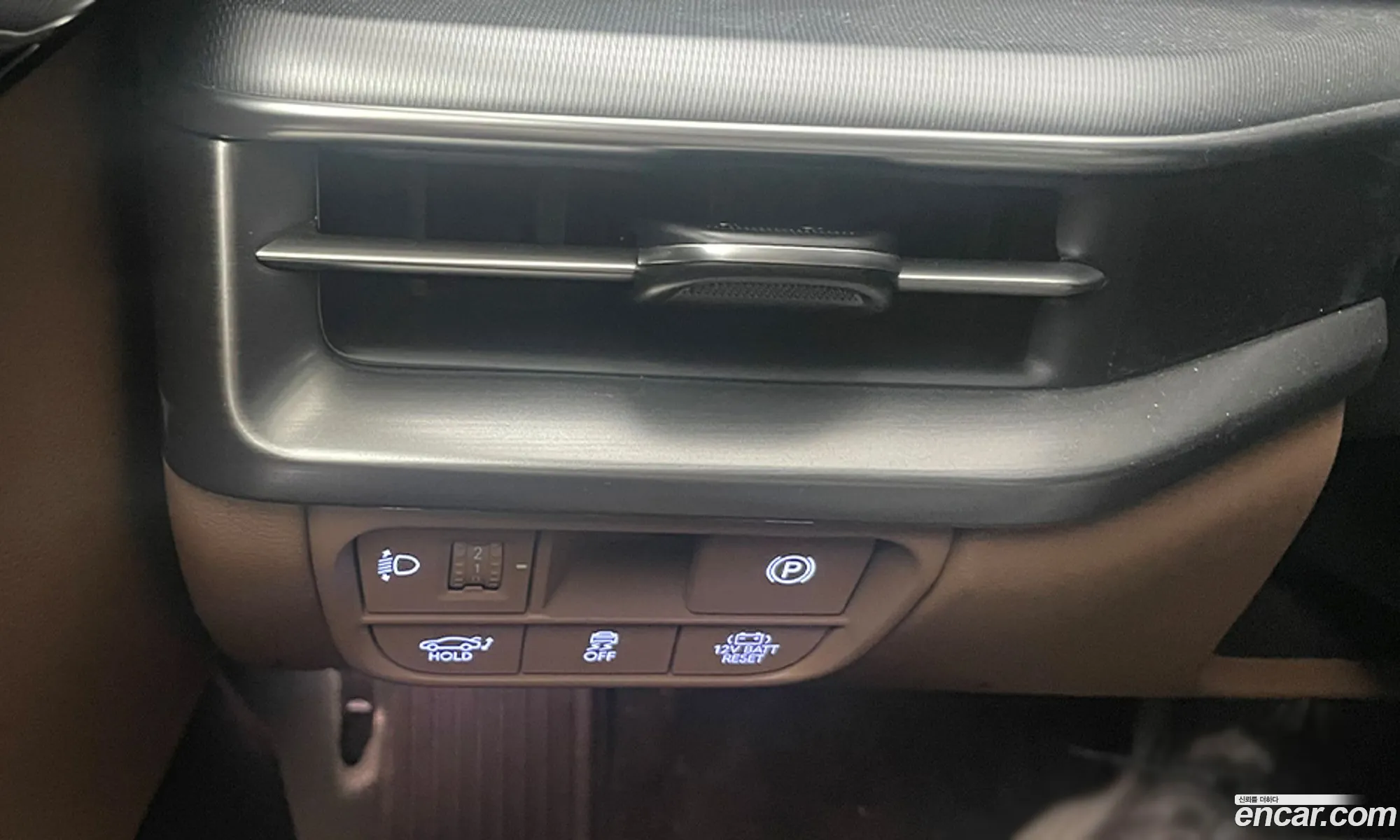 Hyundai Grandeur Hybrid 2025 — 16