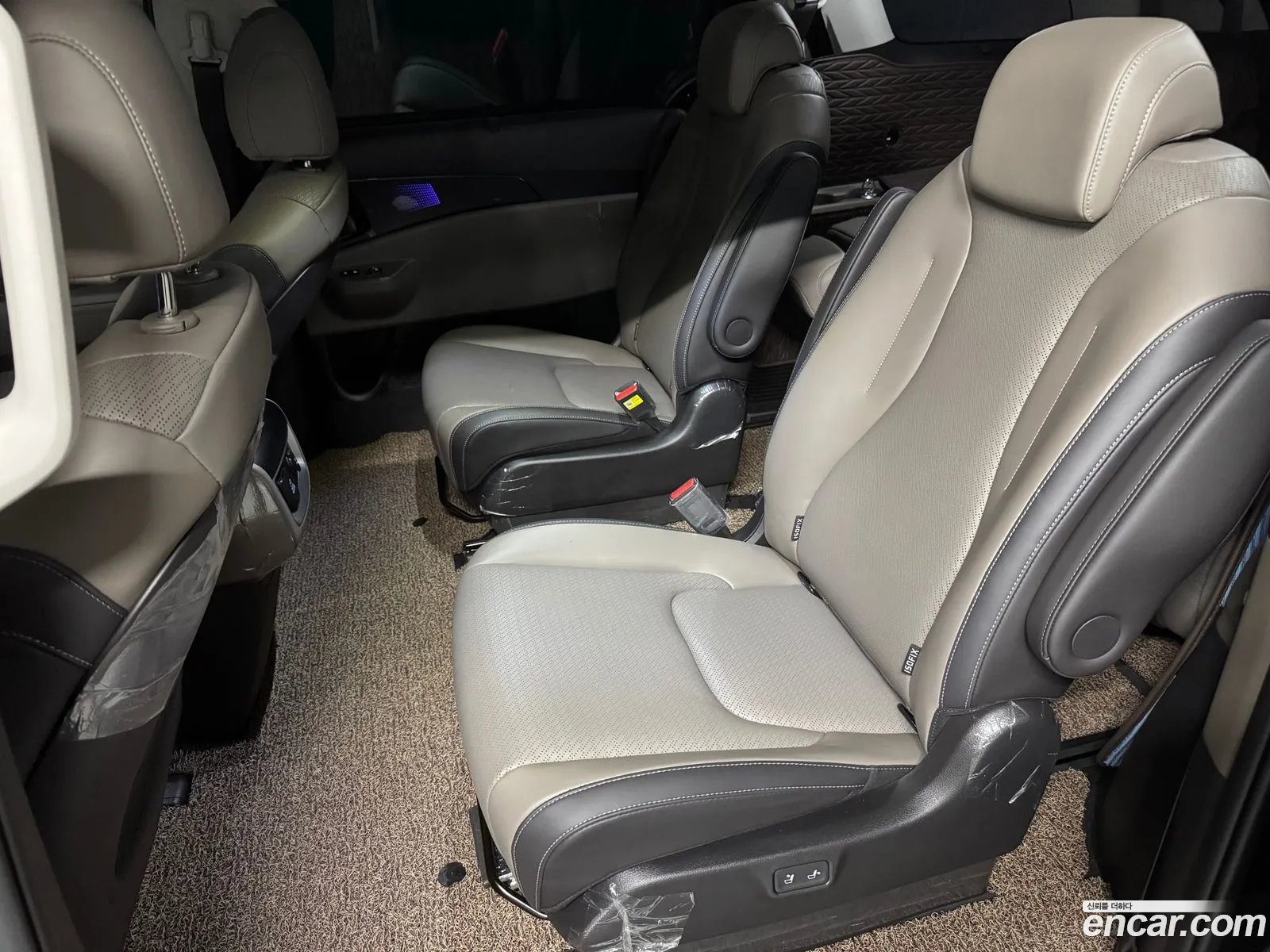 Kia Carnival 2025 — 10