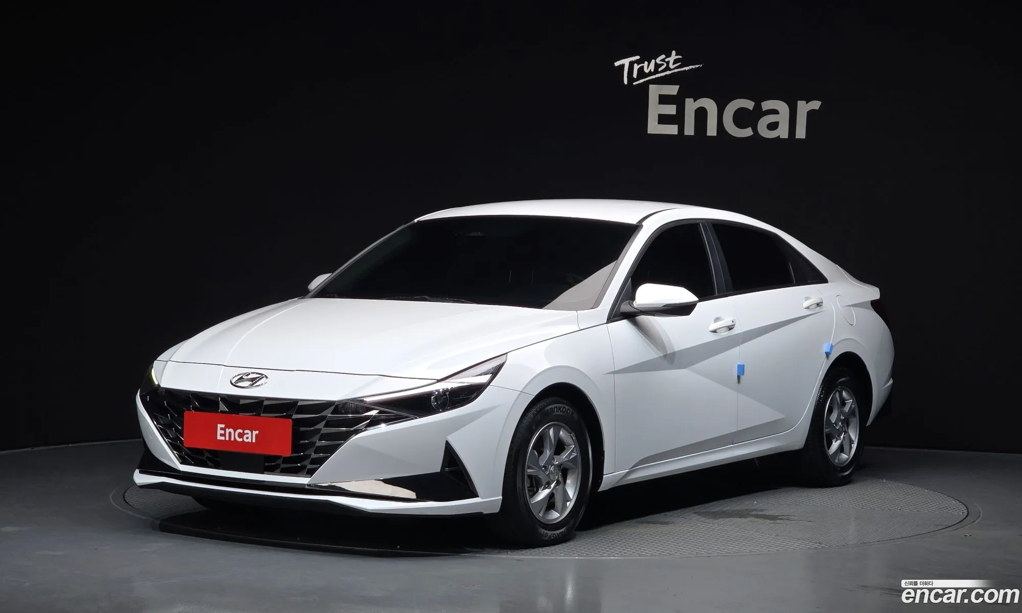 Hyundai Elantra 2020 — 13