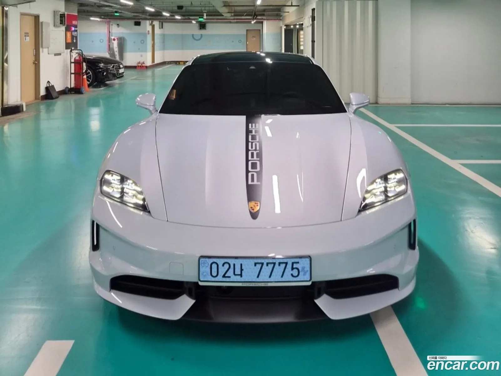 Porsche Taycan 2026 — 2