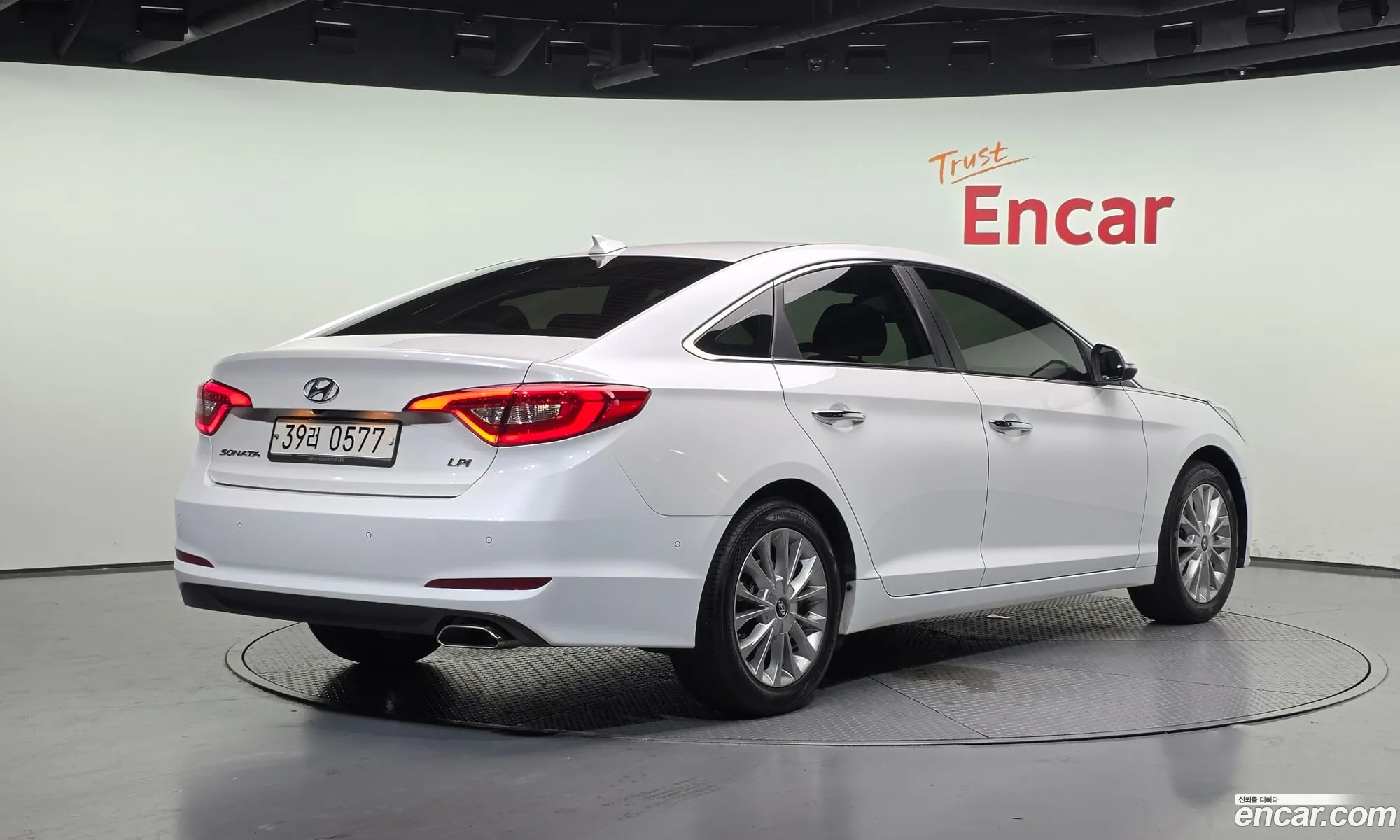 Hyundai LF Sonata 2016 — 3