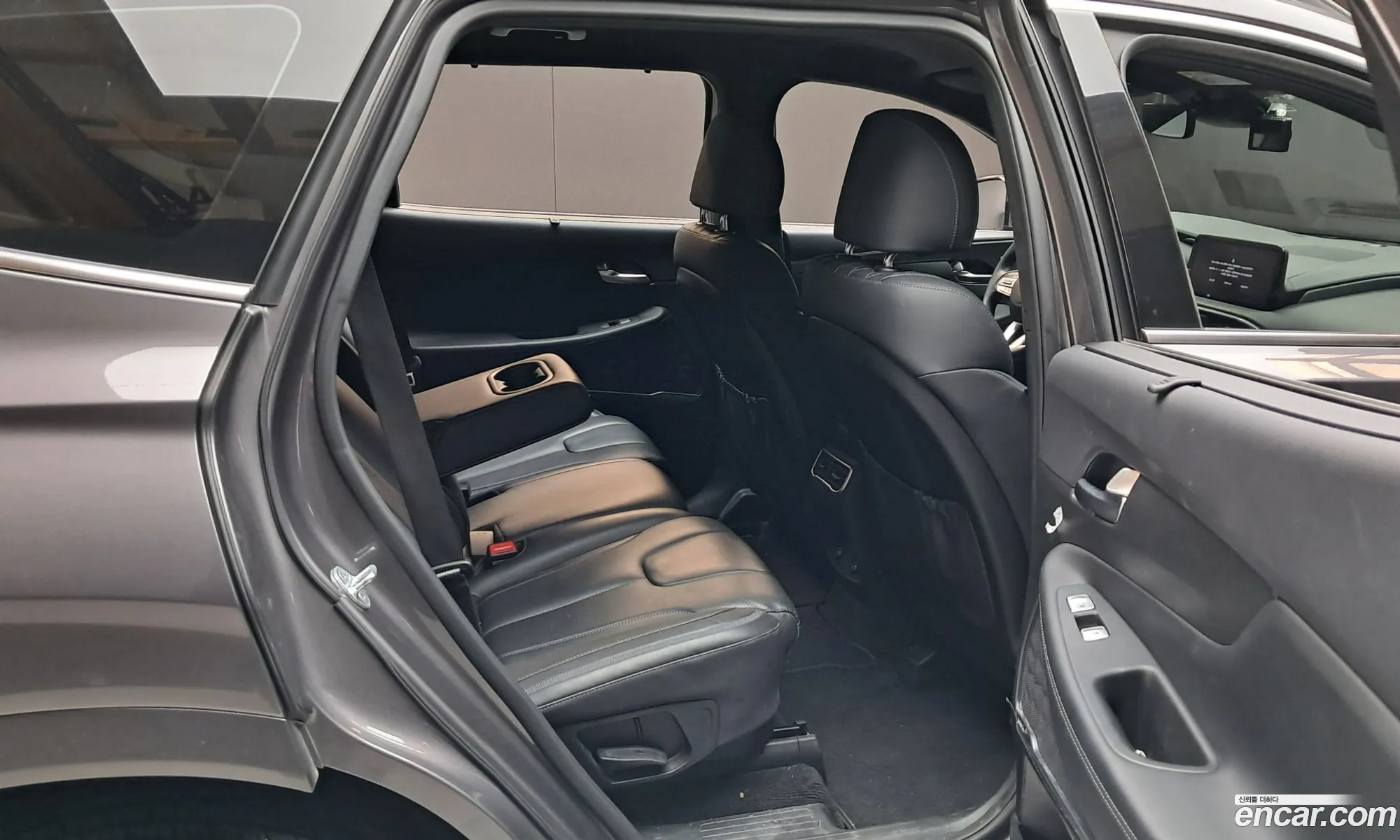 Hyundai Santa Fe 2021 — 30
