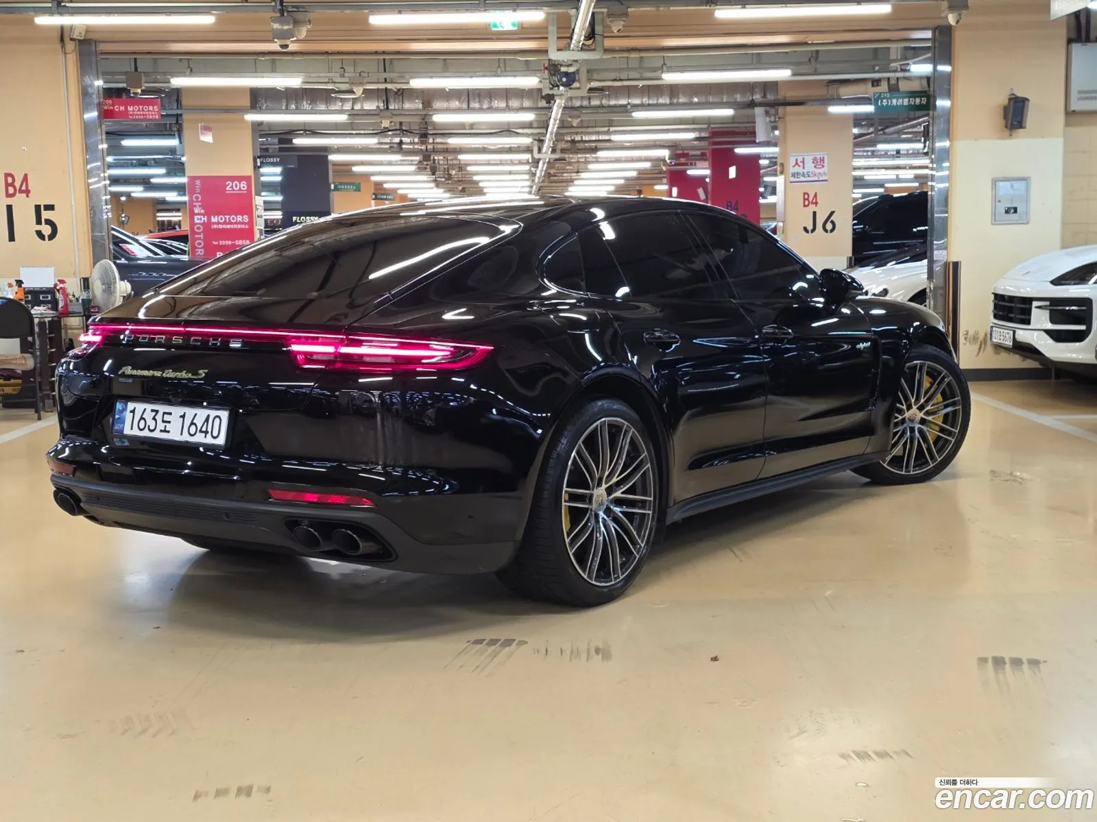 Porsche Panamera 2018 — 13