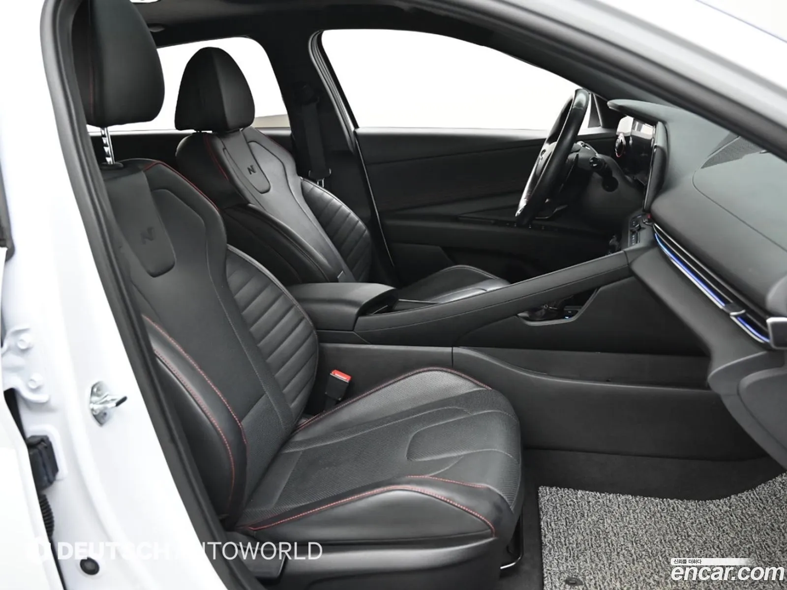 Hyundai Elantra 2021 — 18