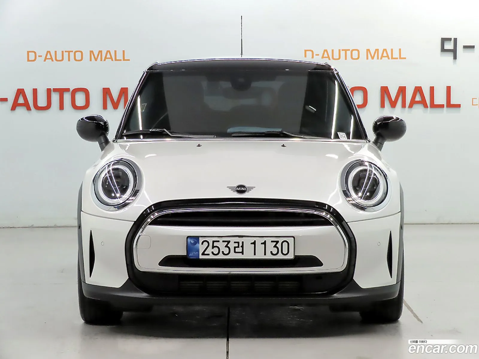 Mini Cooper 2023 — 3
