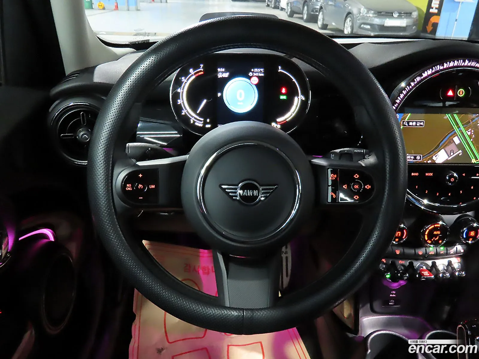 Mini Cooper 2023 — 6