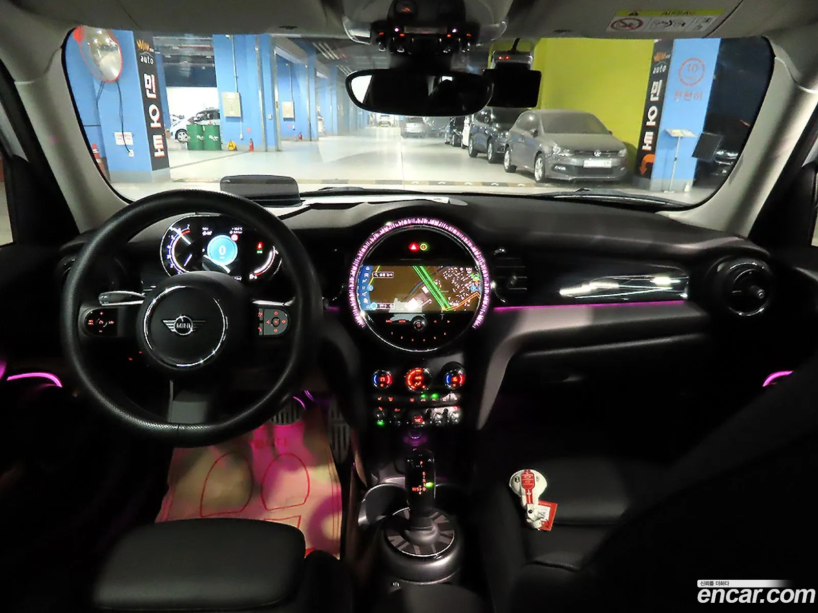 Mini Cooper 2023 — 18