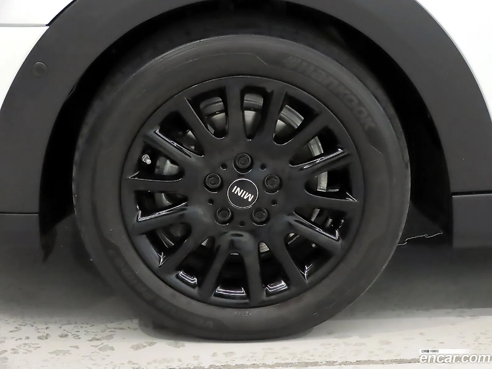 Mini Cooper 2023 — 15