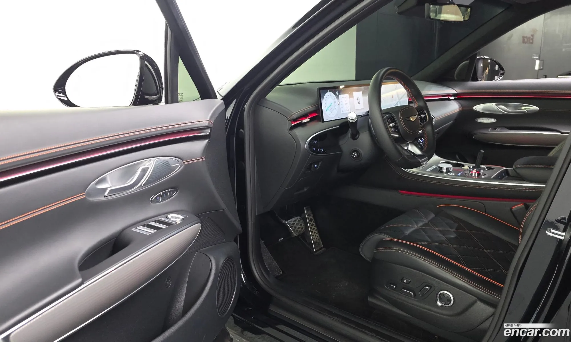 Genesis GV70 2024 — 2