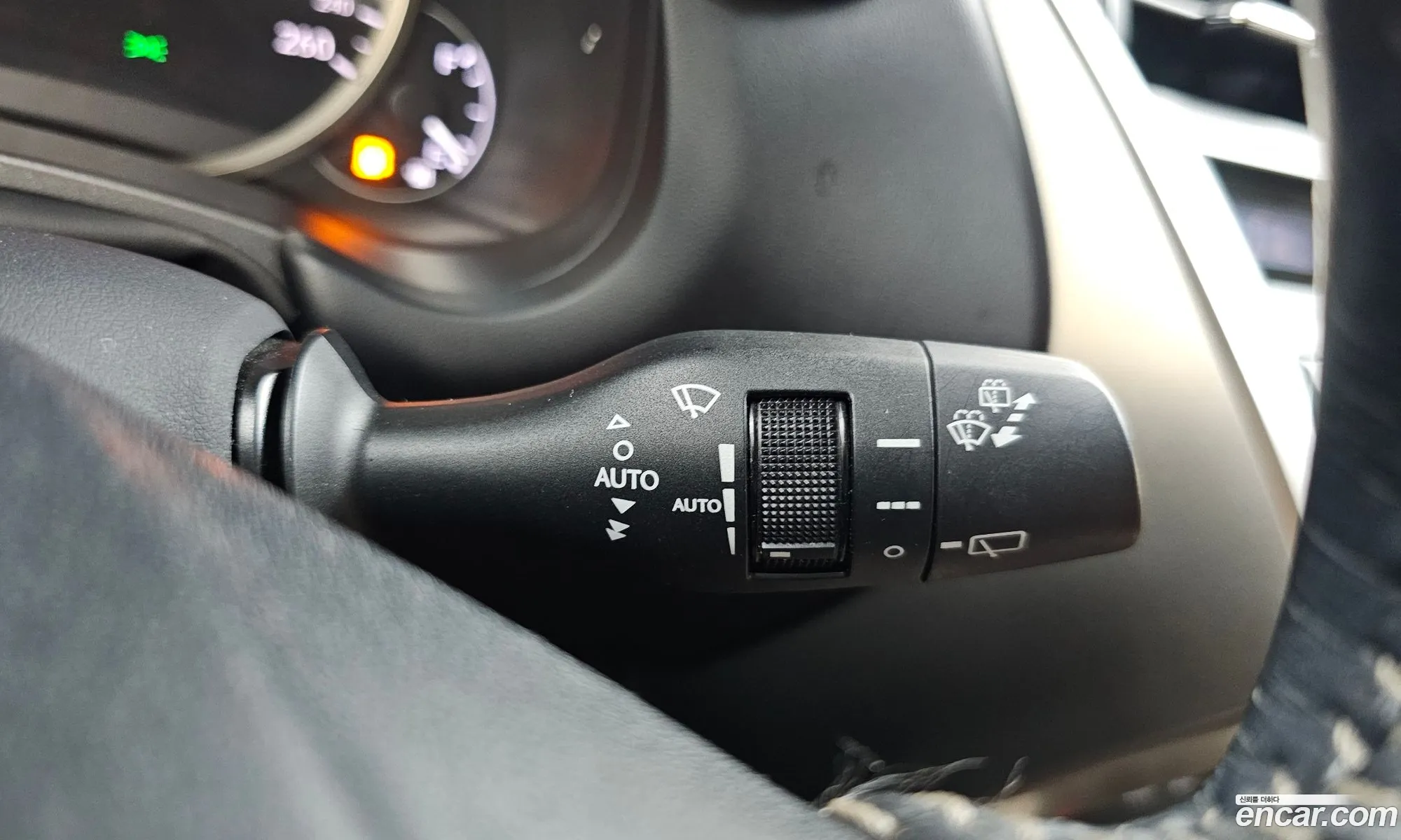 Lexus NX300h 2014 JTJBJRBZ5F2008899 — 7