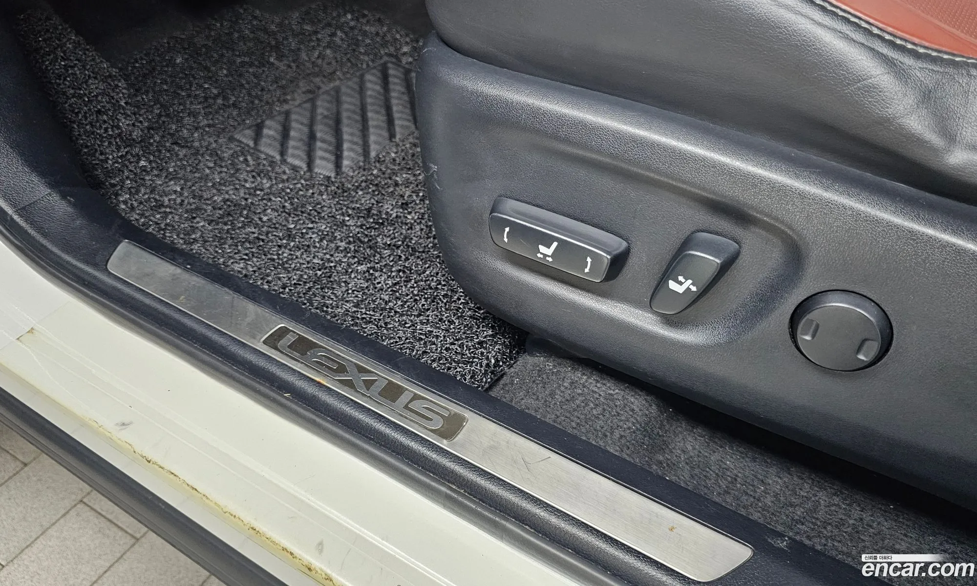 Lexus NX300h 2014 JTJBJRBZ5F2008899 — 8