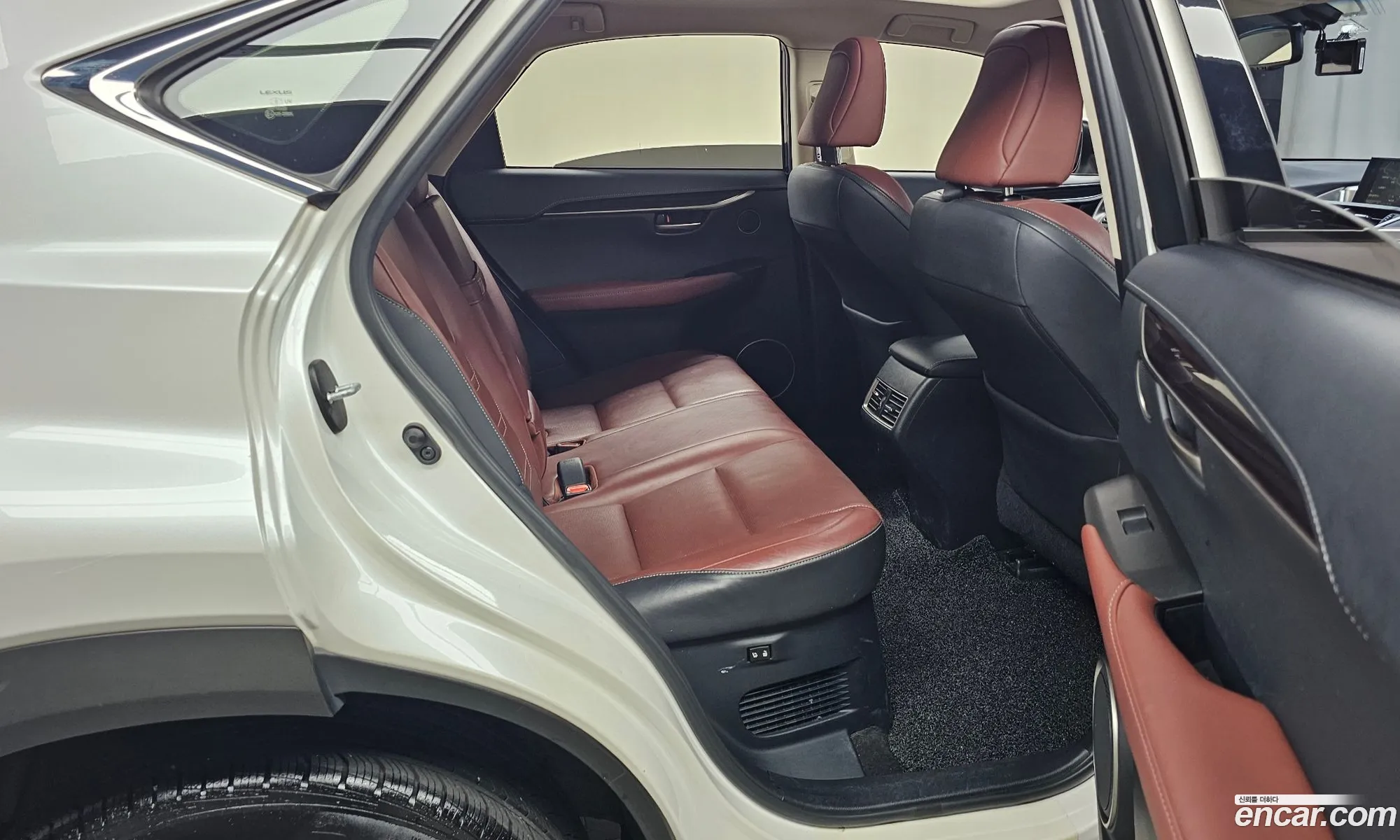 Lexus NX300h 2014 JTJBJRBZ5F2008899 — 14